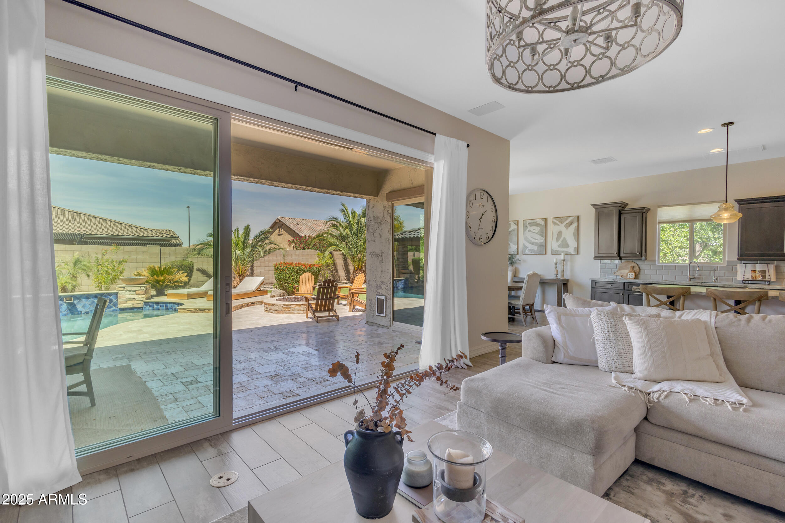 2826 E BELLFLOWER Drive