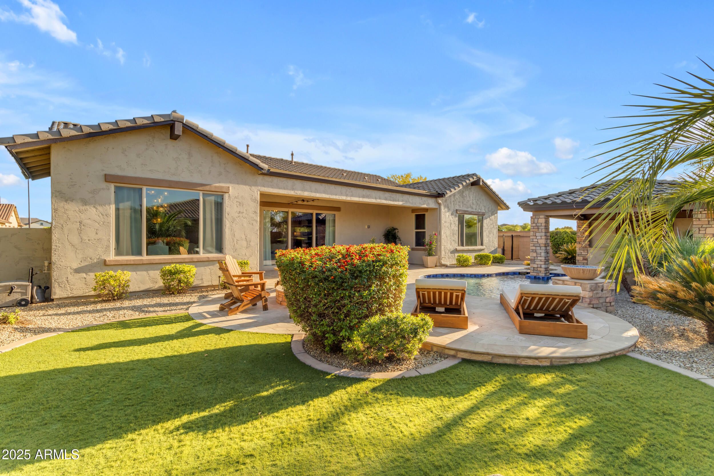 2826 E BELLFLOWER Drive