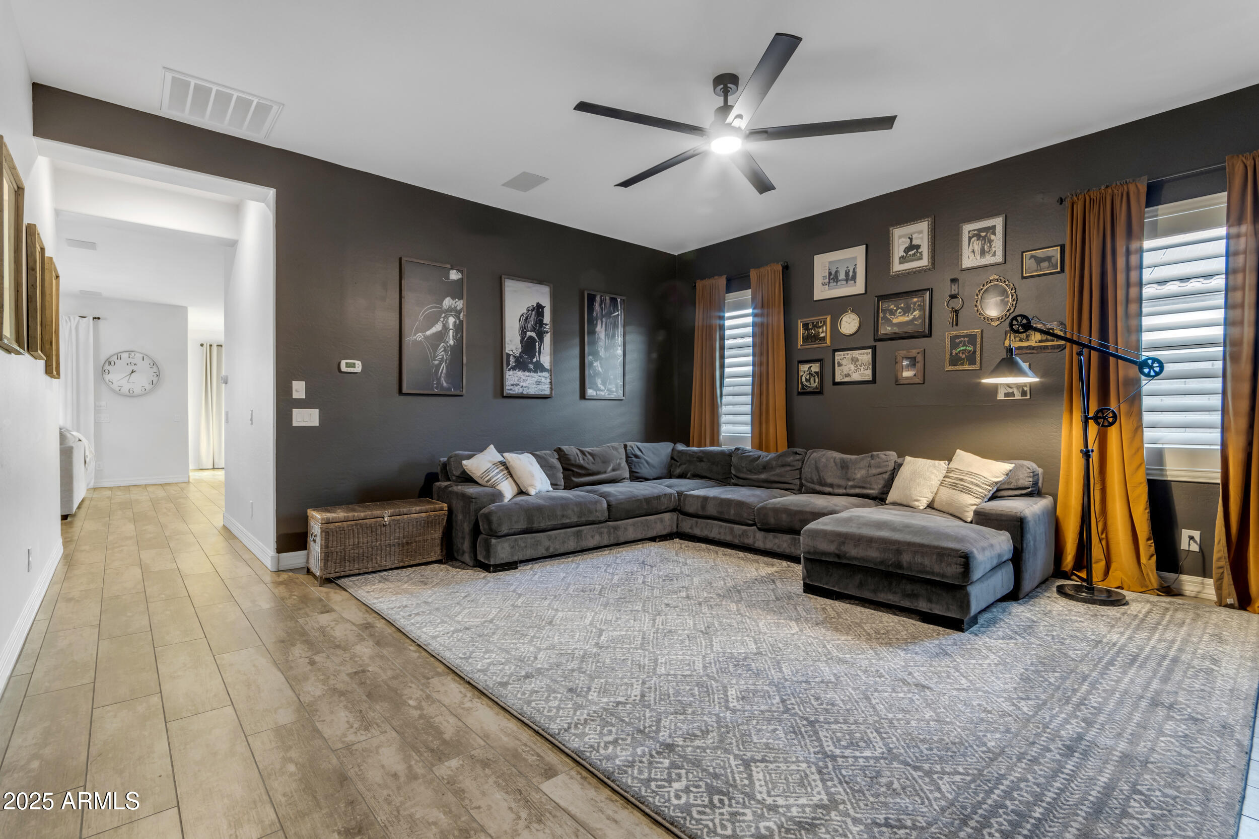 2826 E BELLFLOWER Drive