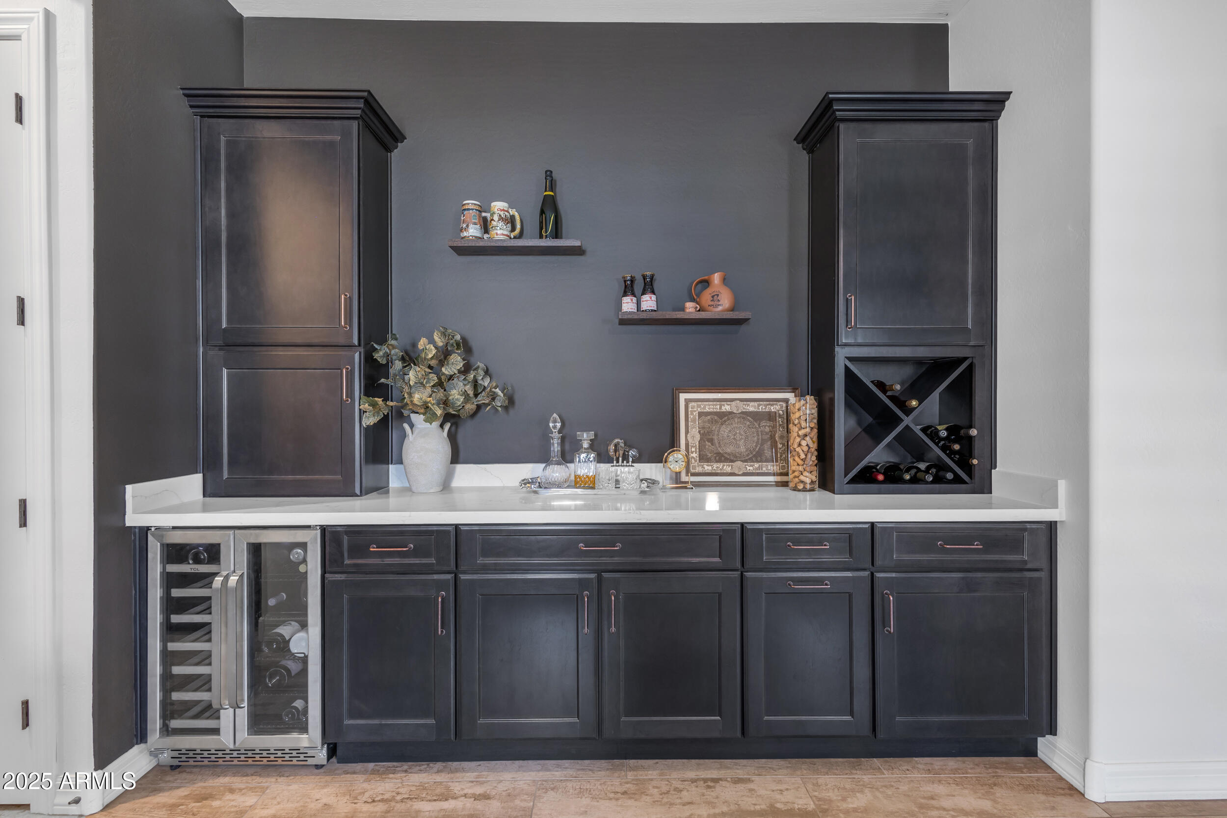 2826 E BELLFLOWER Drive