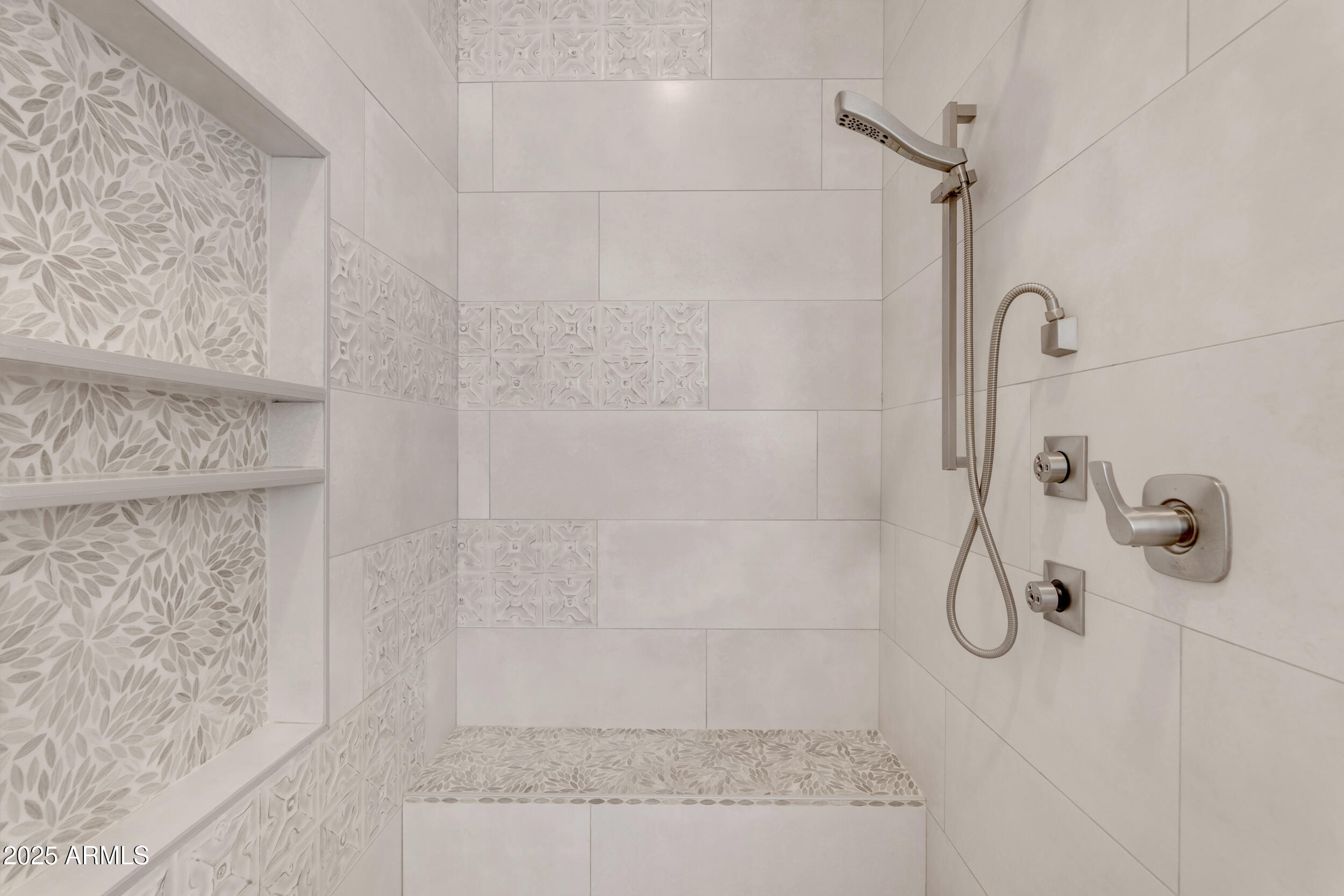 2826 E BELLFLOWER Drive