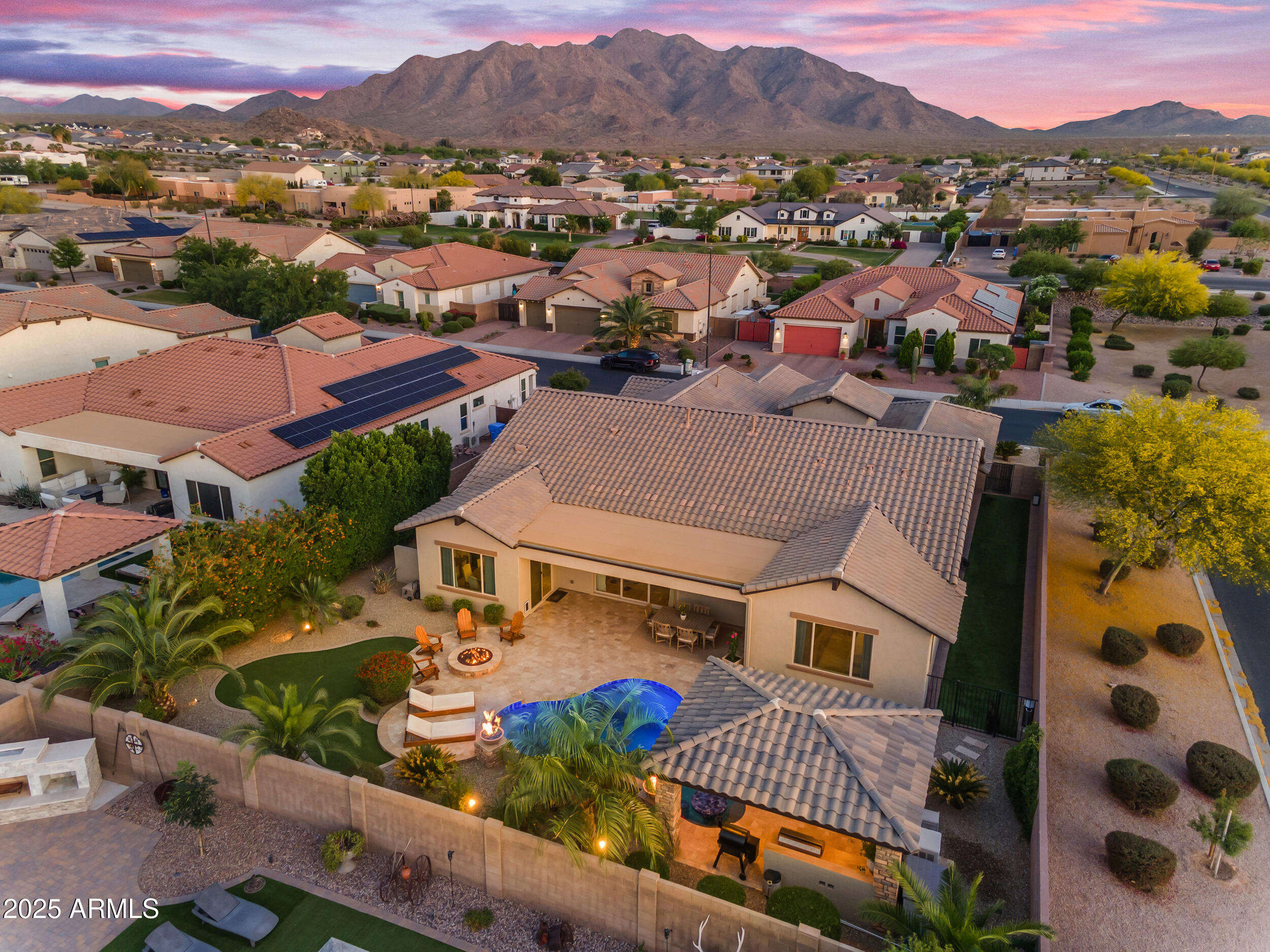 2826 E BELLFLOWER Drive