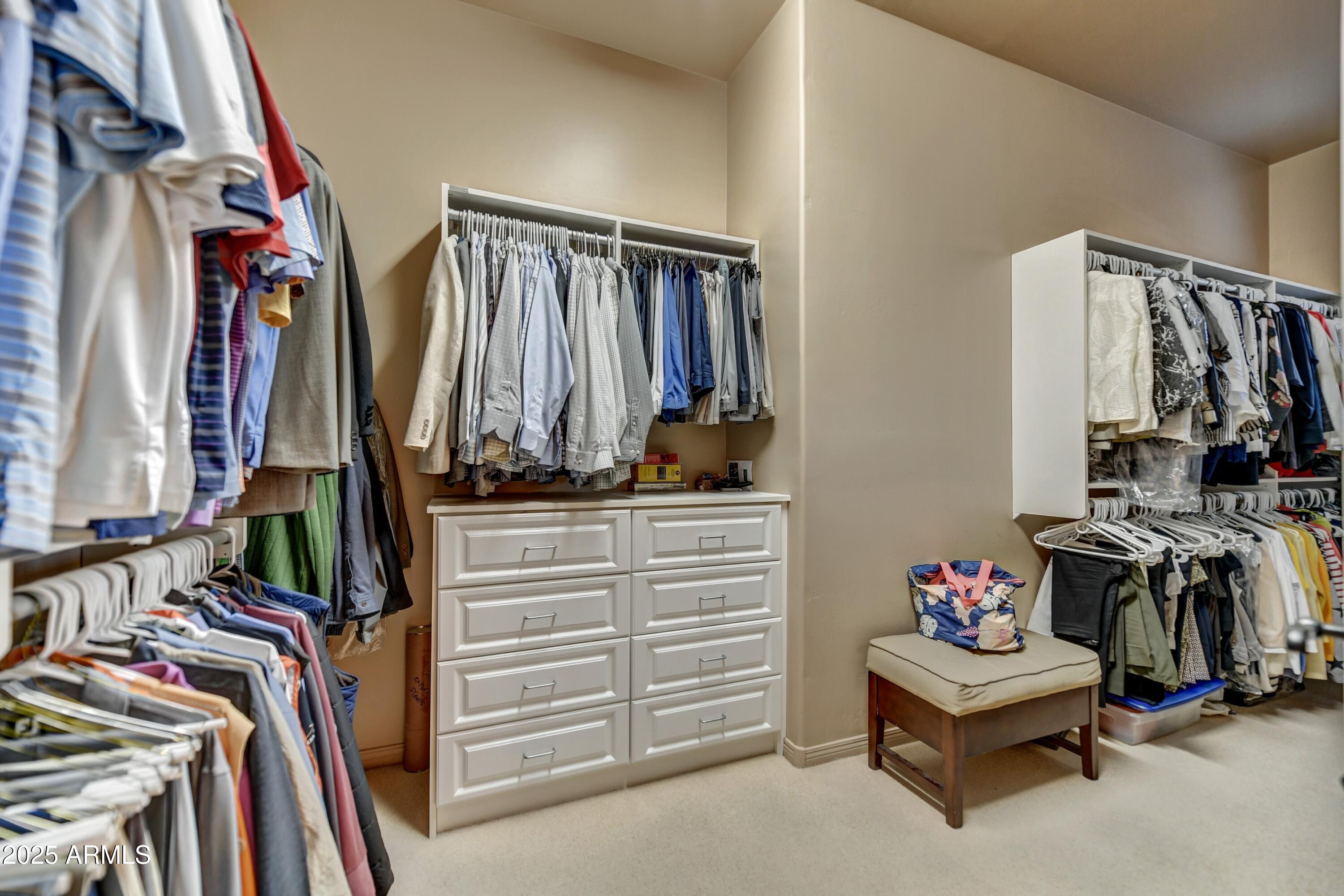 9534 E MONUMENT Drive