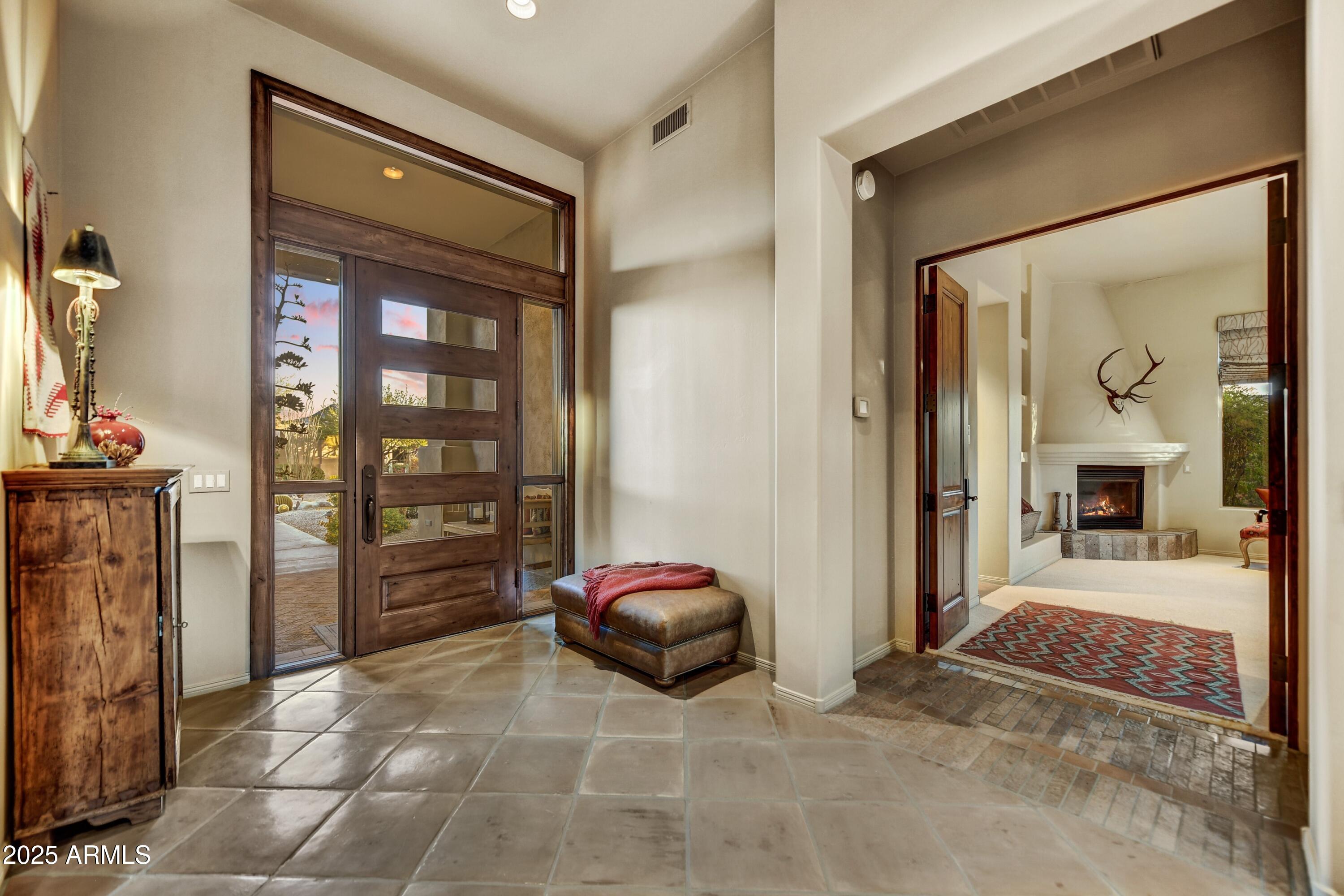 9534 E MONUMENT Drive