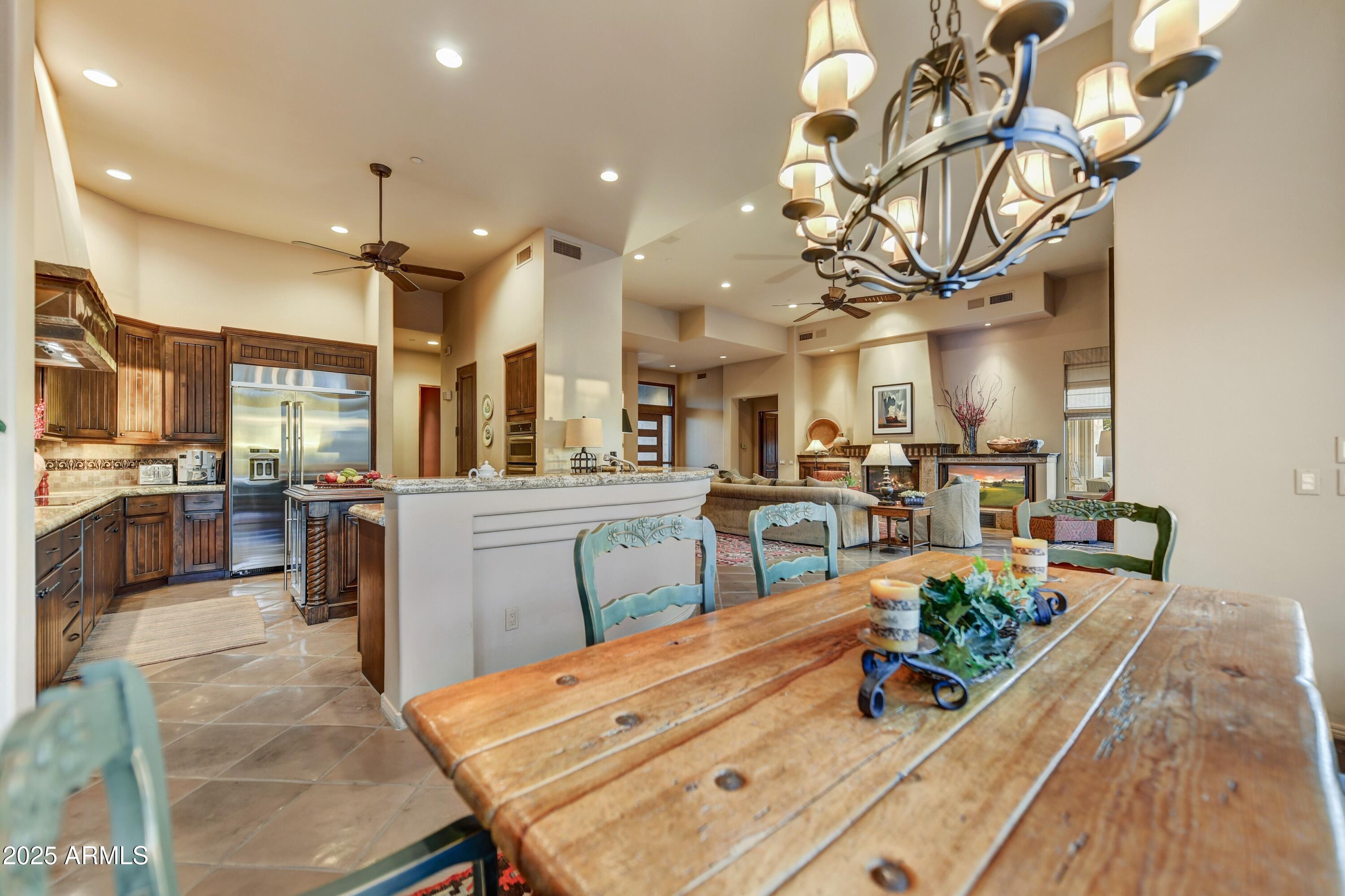 9534 E MONUMENT Drive