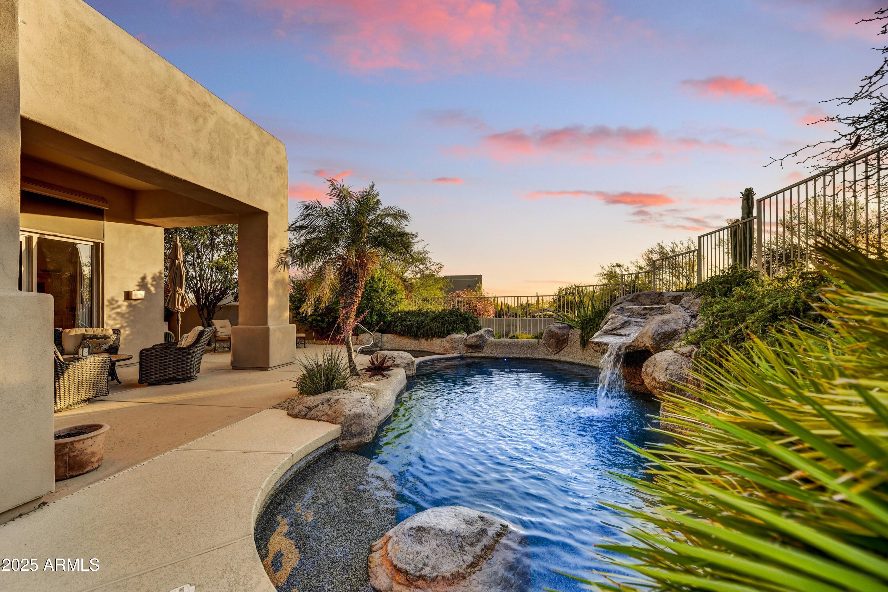 9534 E MONUMENT Drive