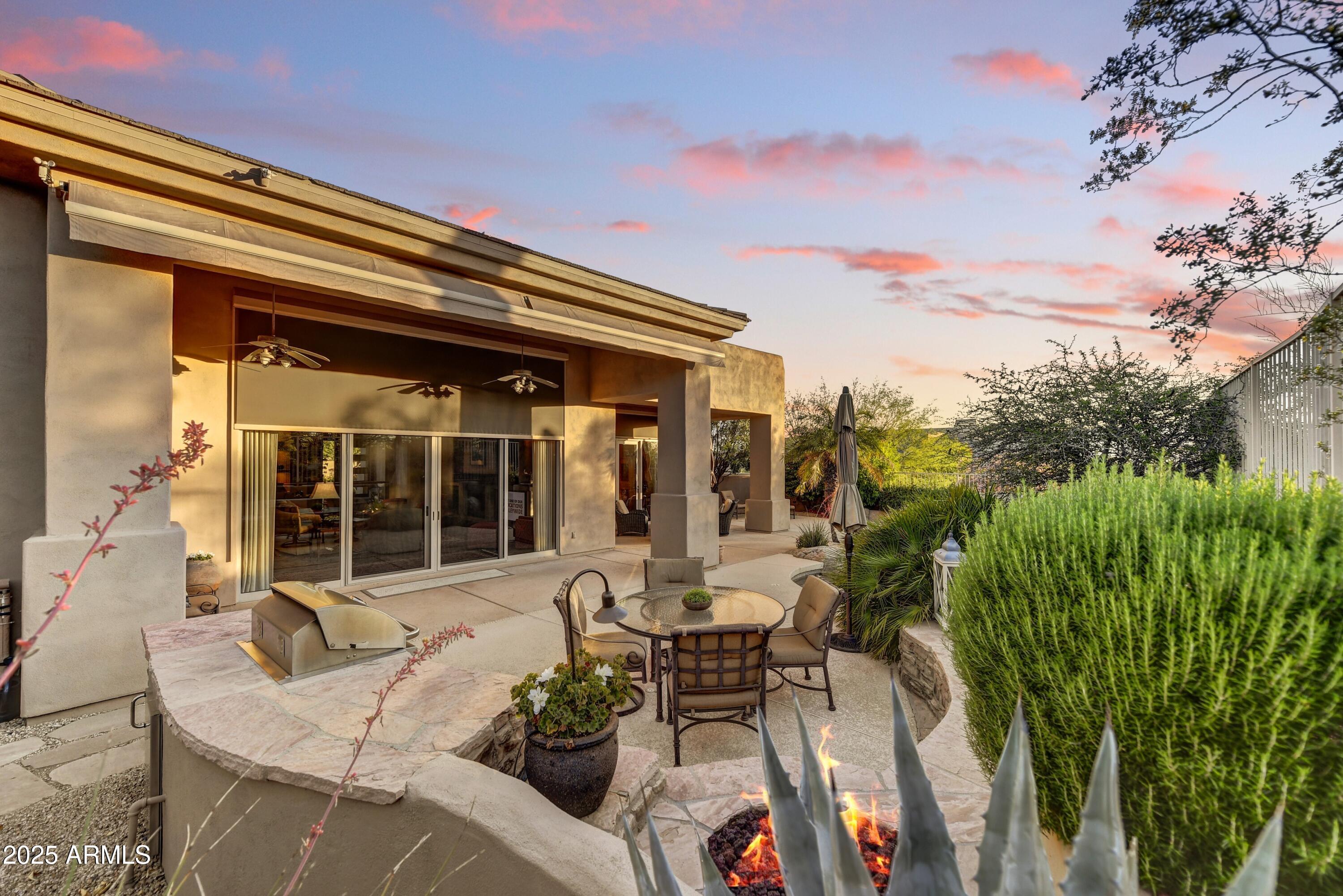 9534 E MONUMENT Drive