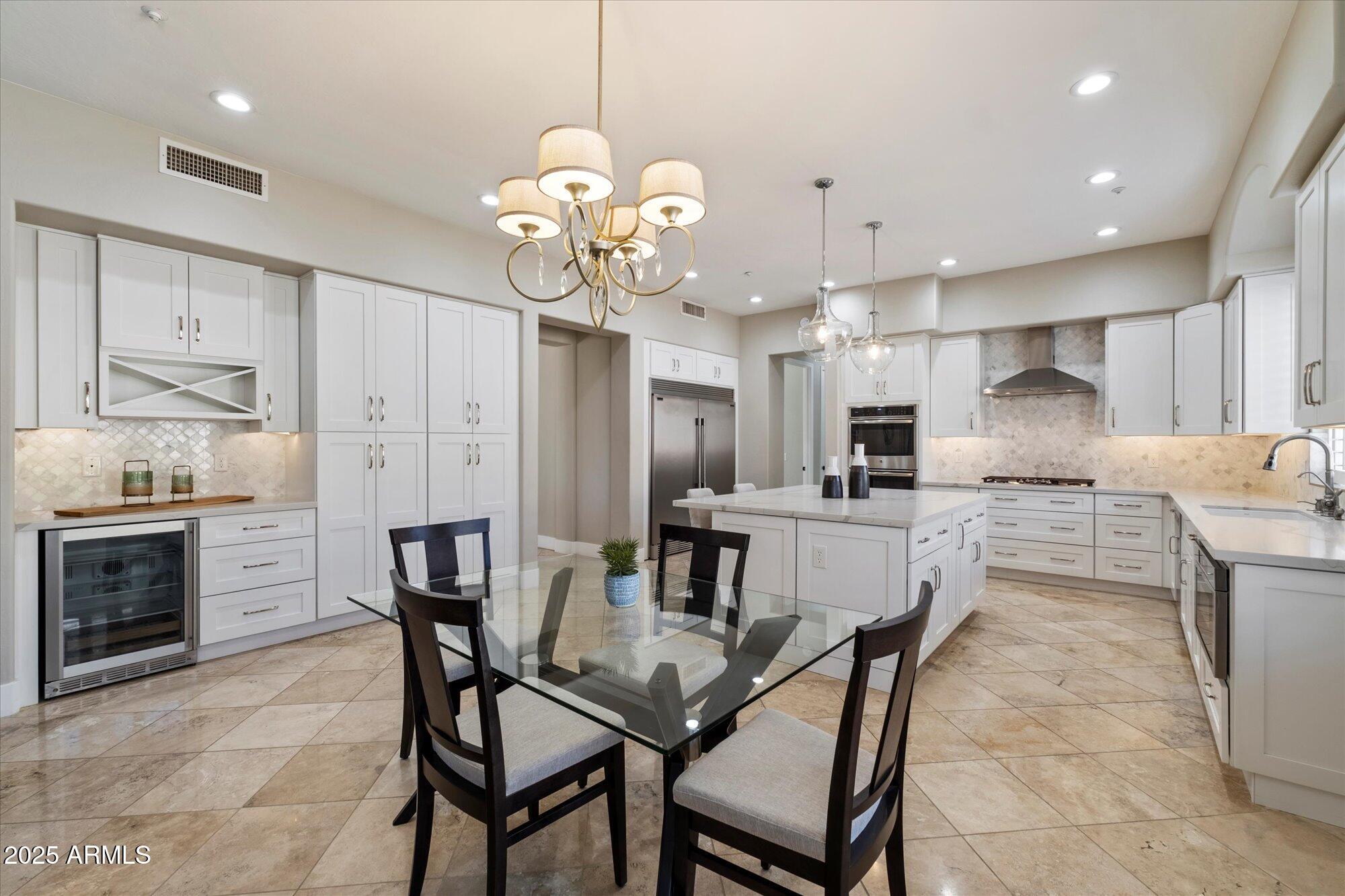 12083 E SHANGRI LA Road