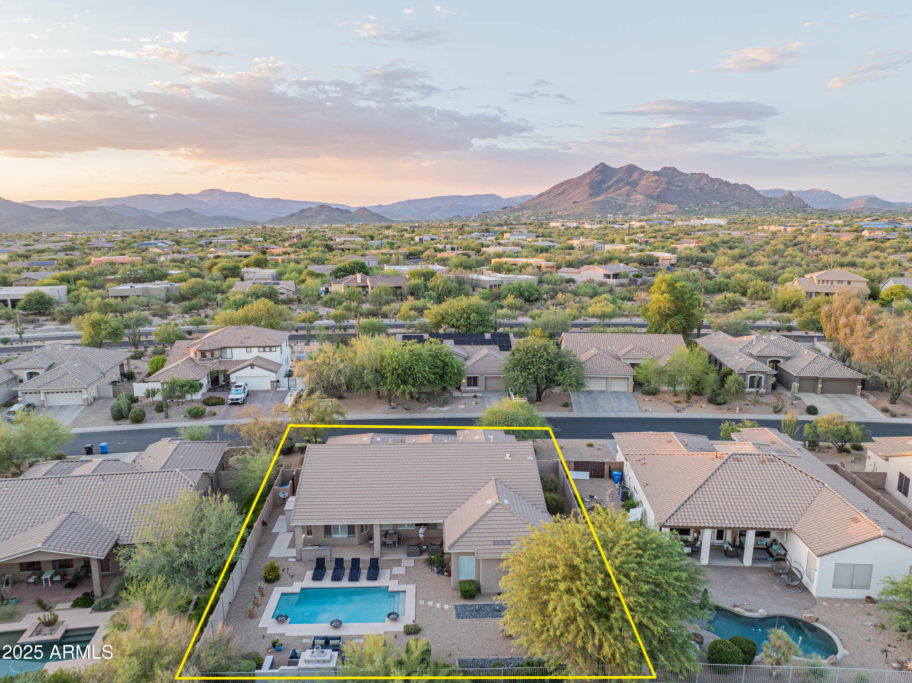 5401 E LONESOME Trail