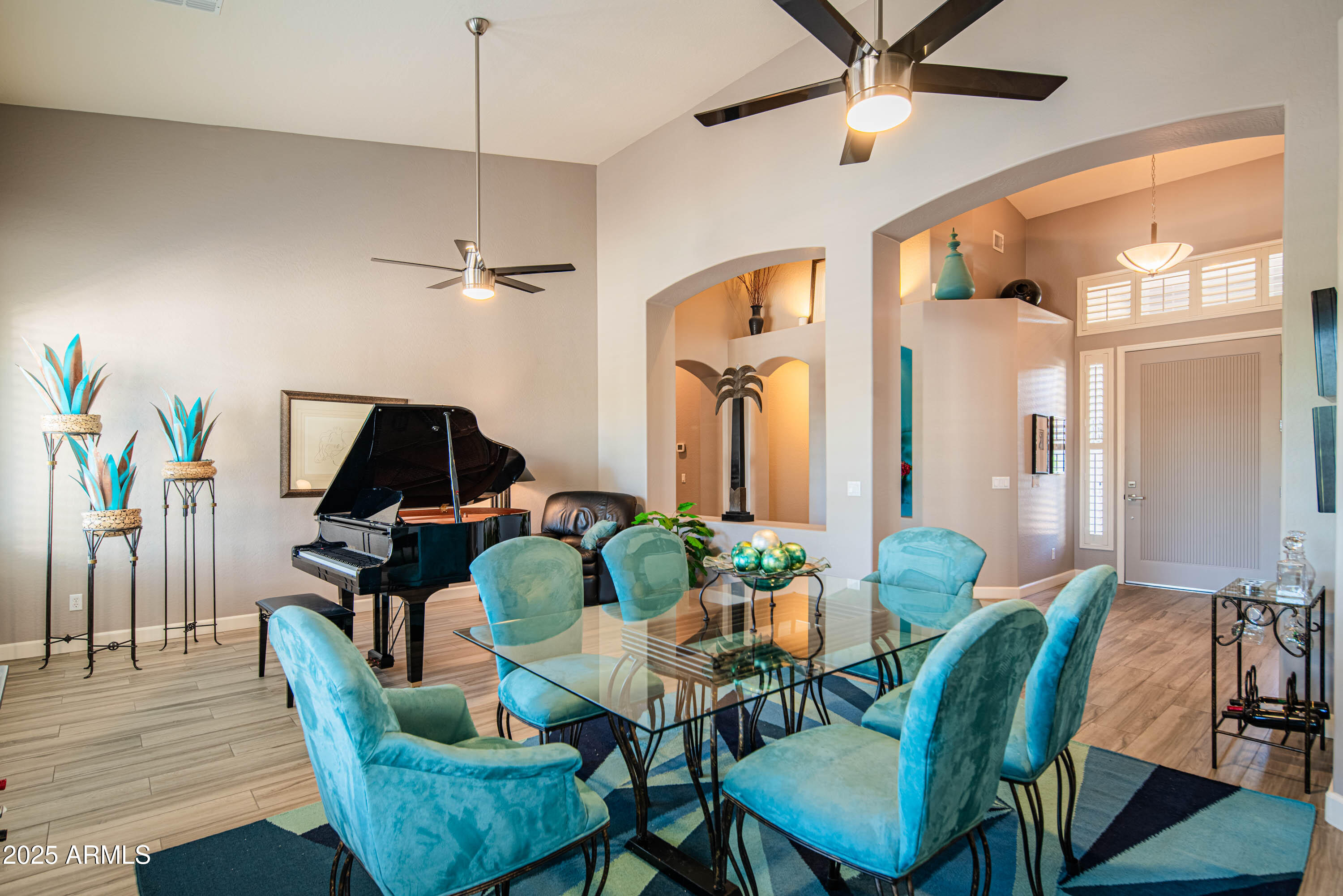 5401 E LONESOME Trail