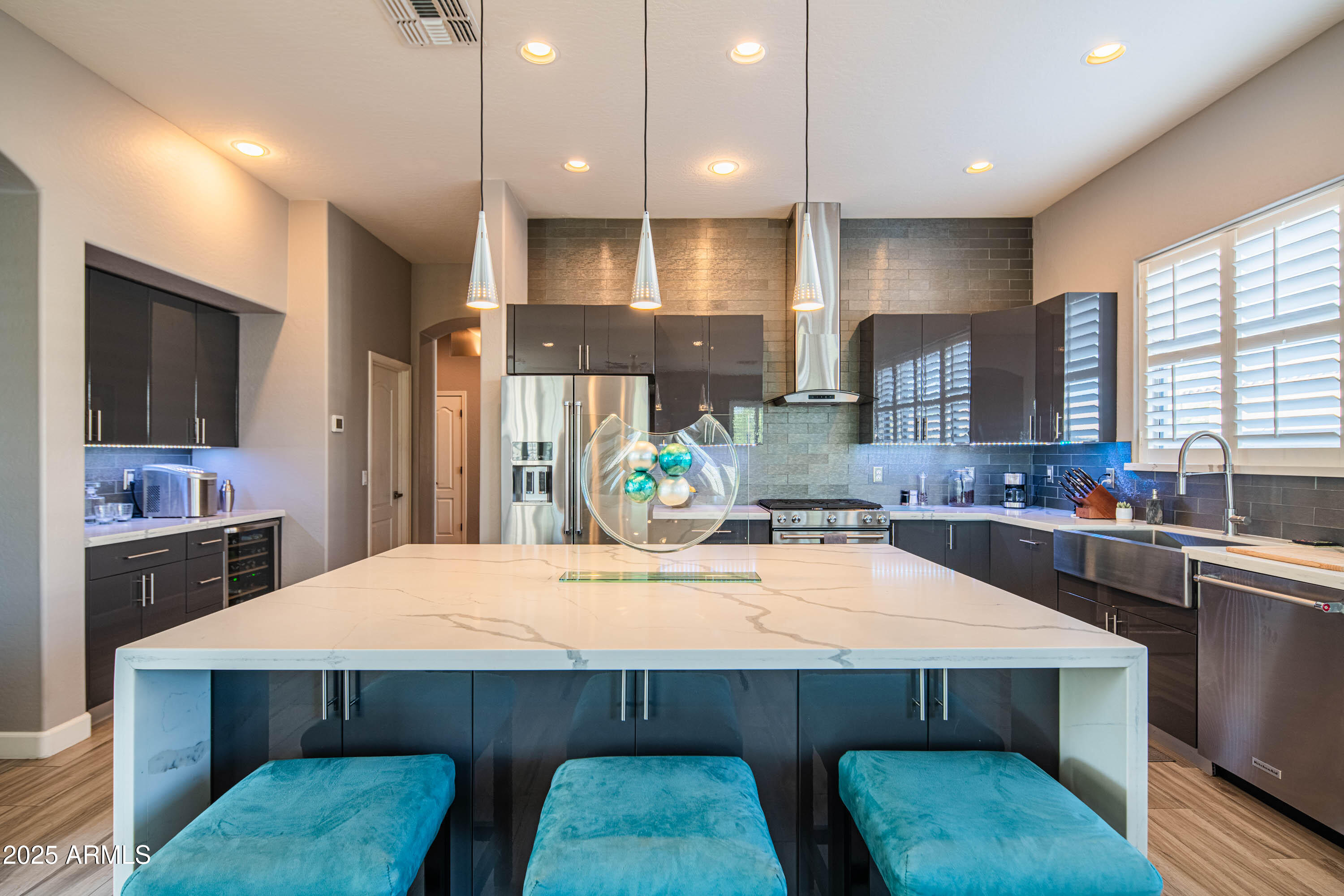 5401 E LONESOME Trail