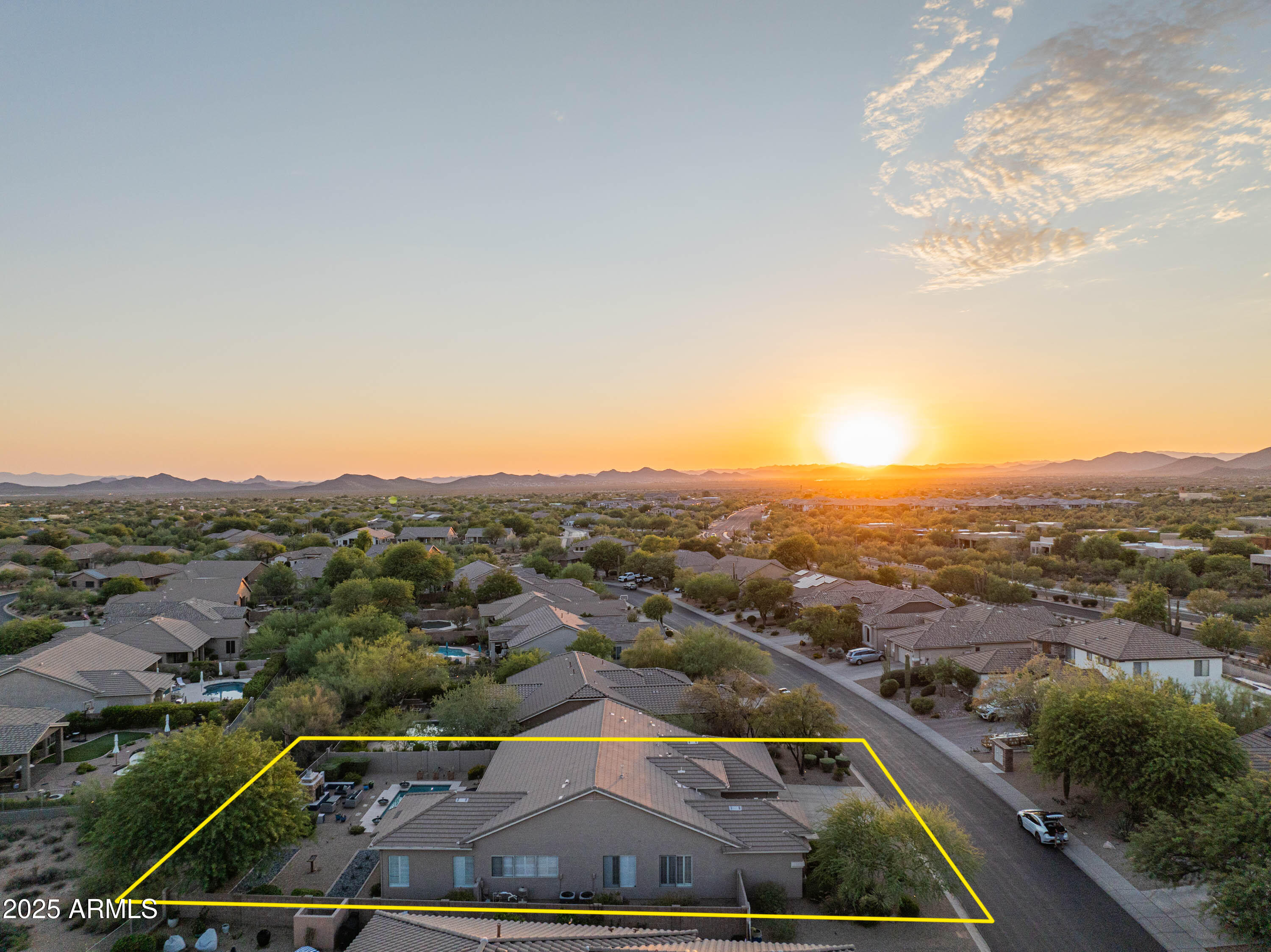 5401 E LONESOME Trail