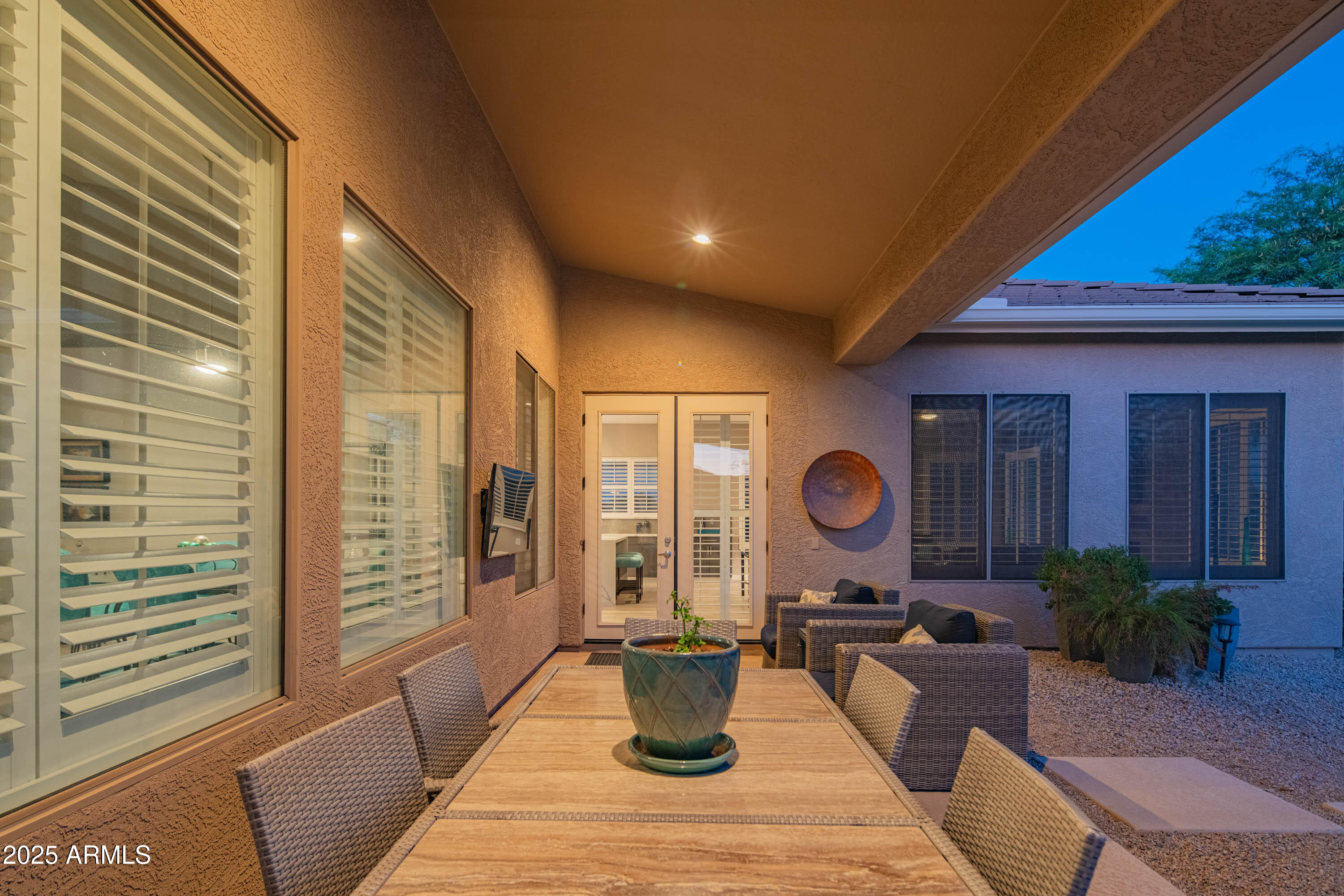 5401 E LONESOME Trail