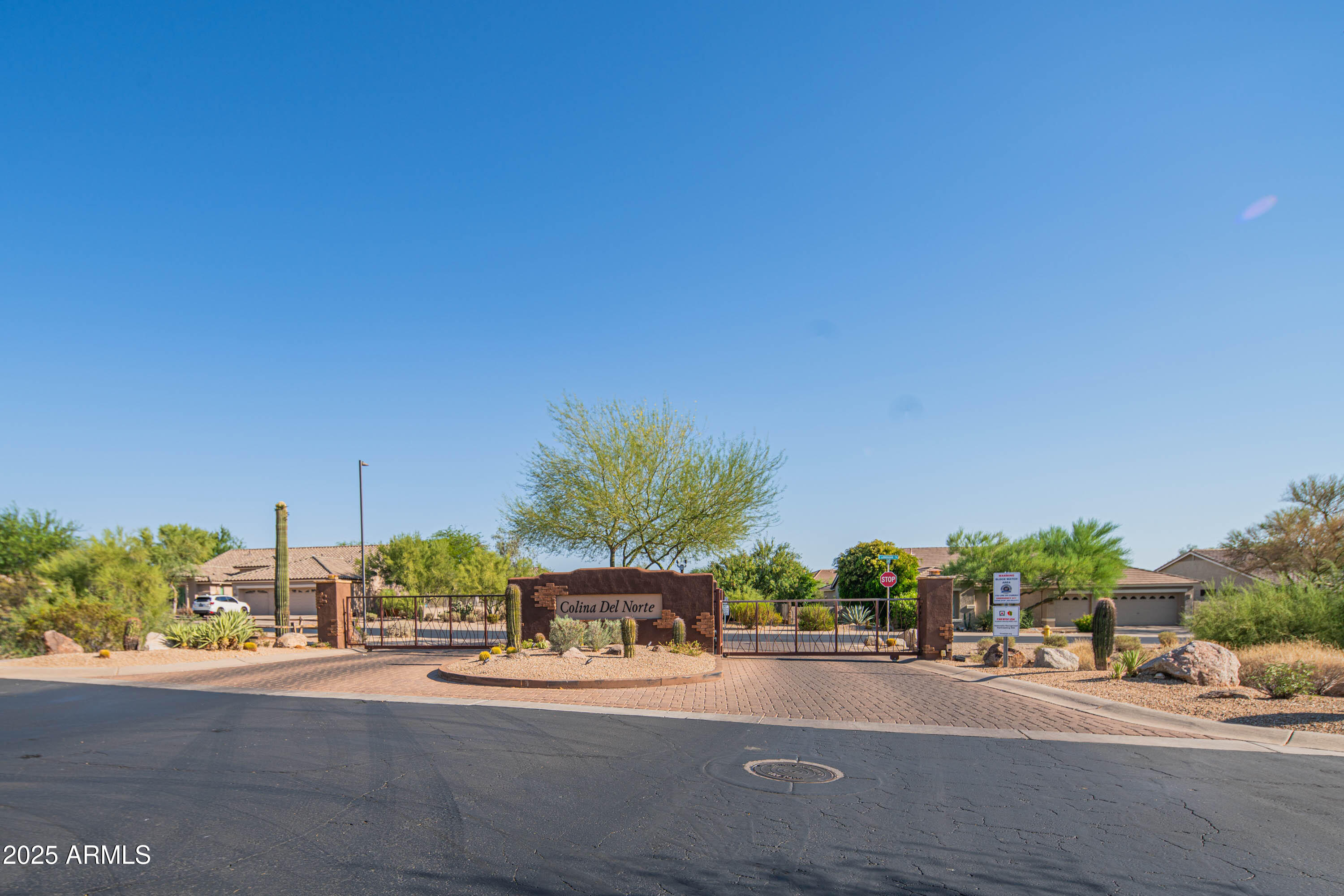 5401 E LONESOME Trail