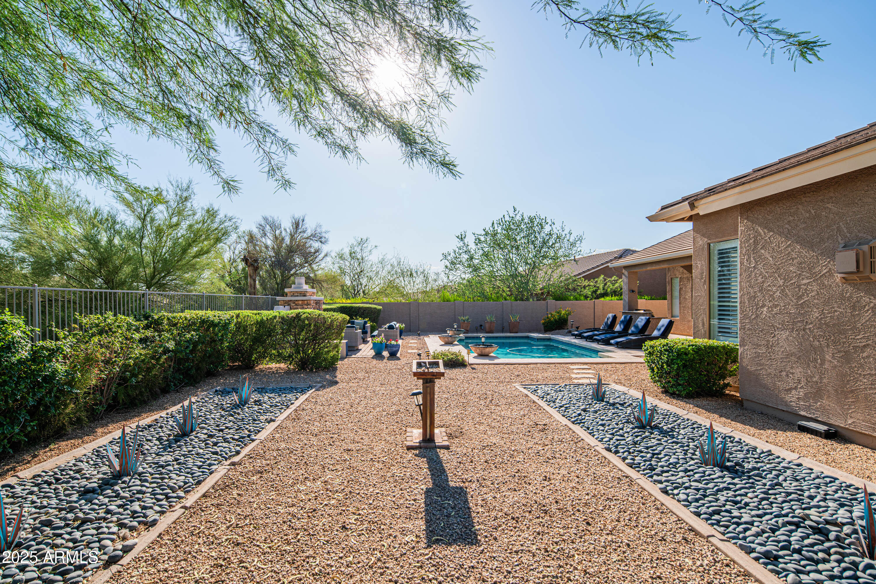 5401 E LONESOME Trail