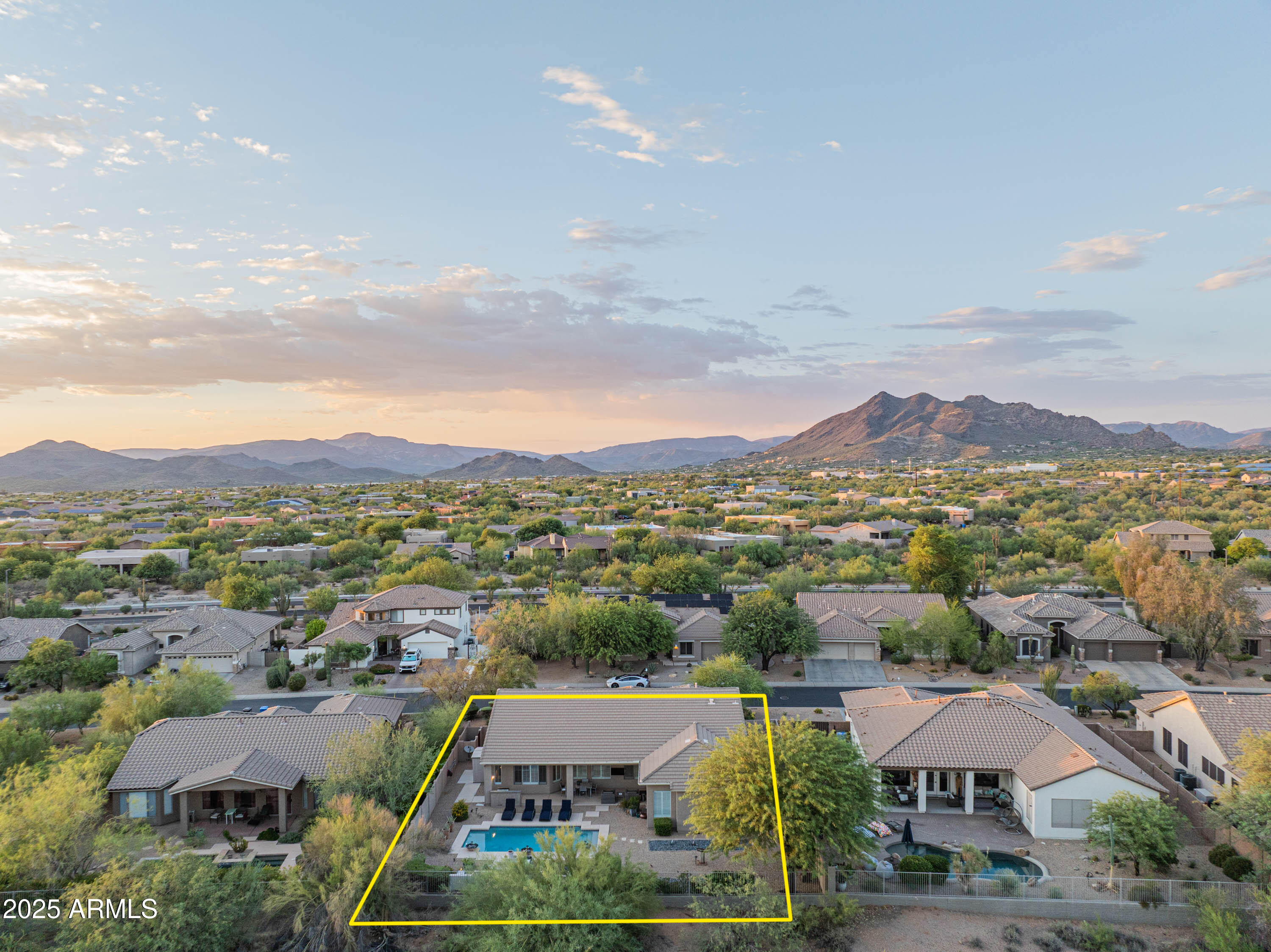 5401 E LONESOME Trail