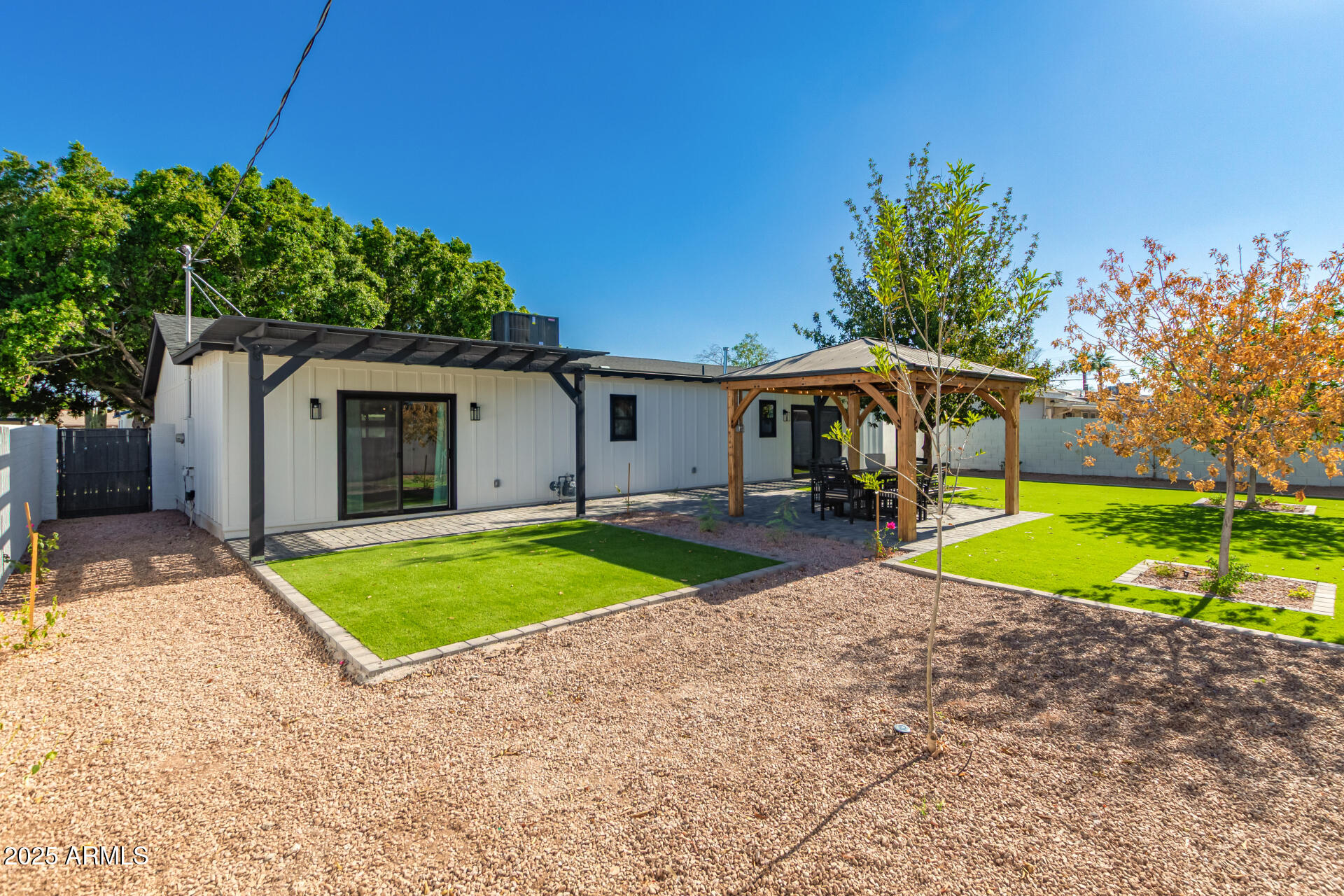 6644 E CULVER Street