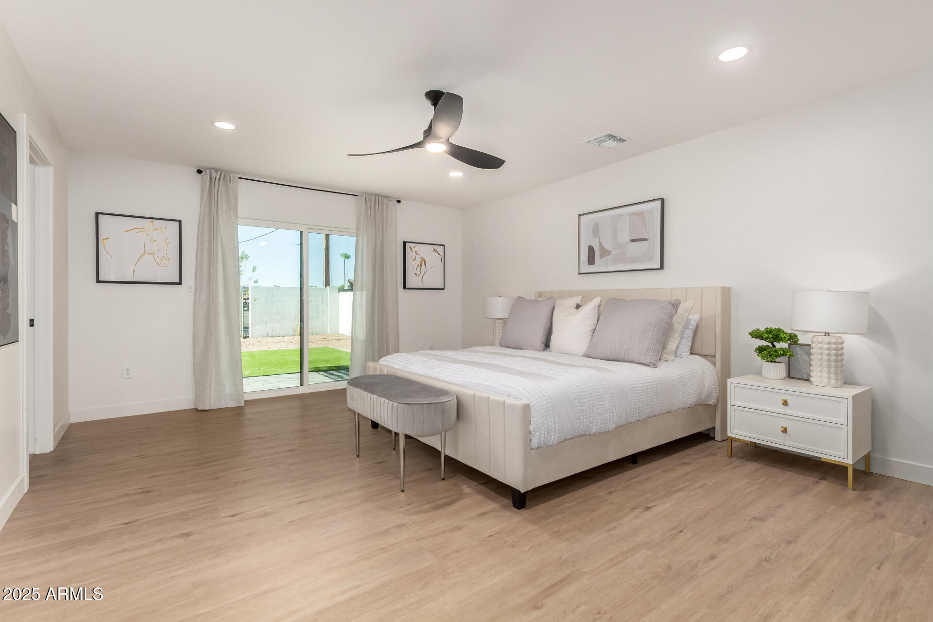 6644 E CULVER Street