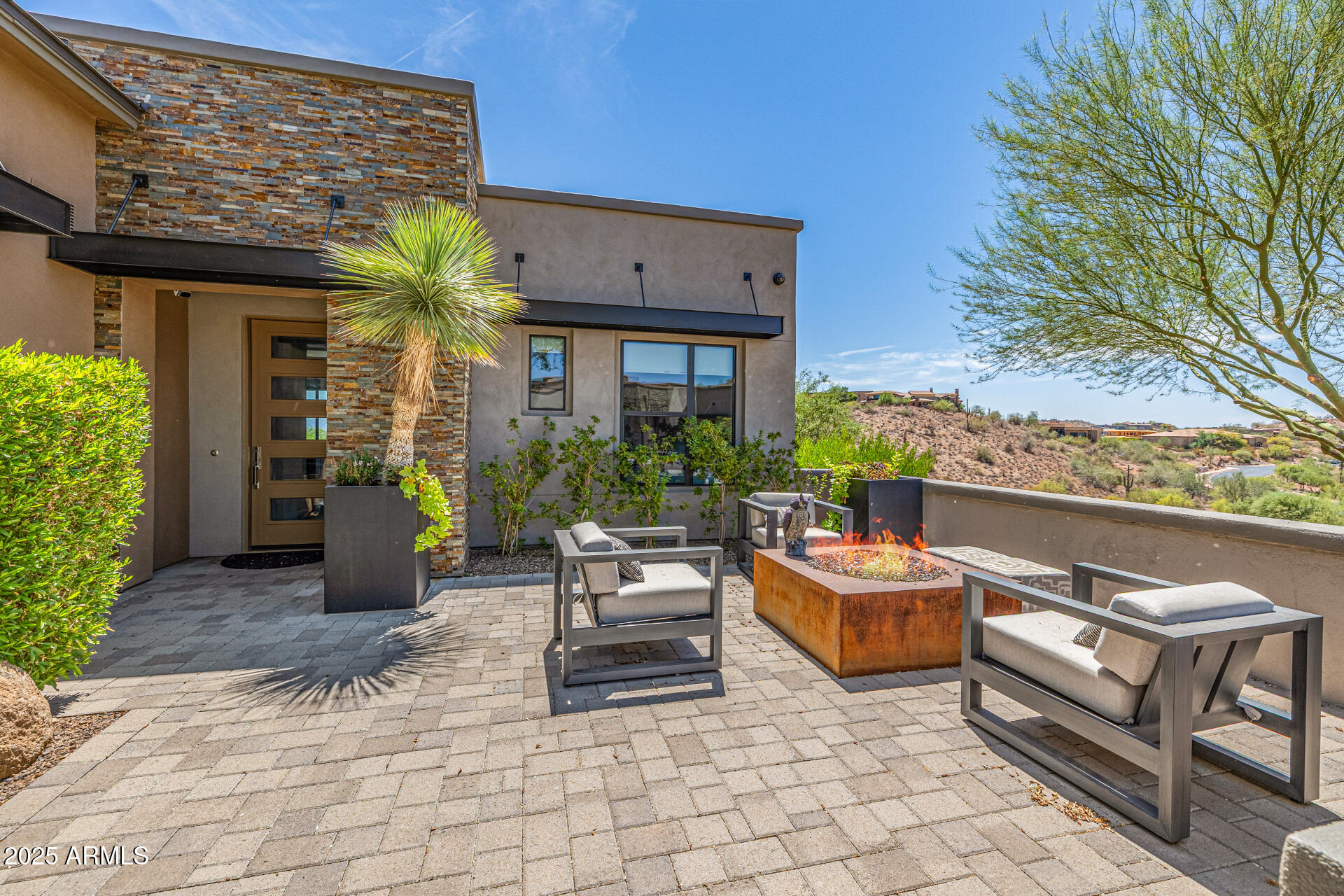 15949 E RIDGESTONE Drive