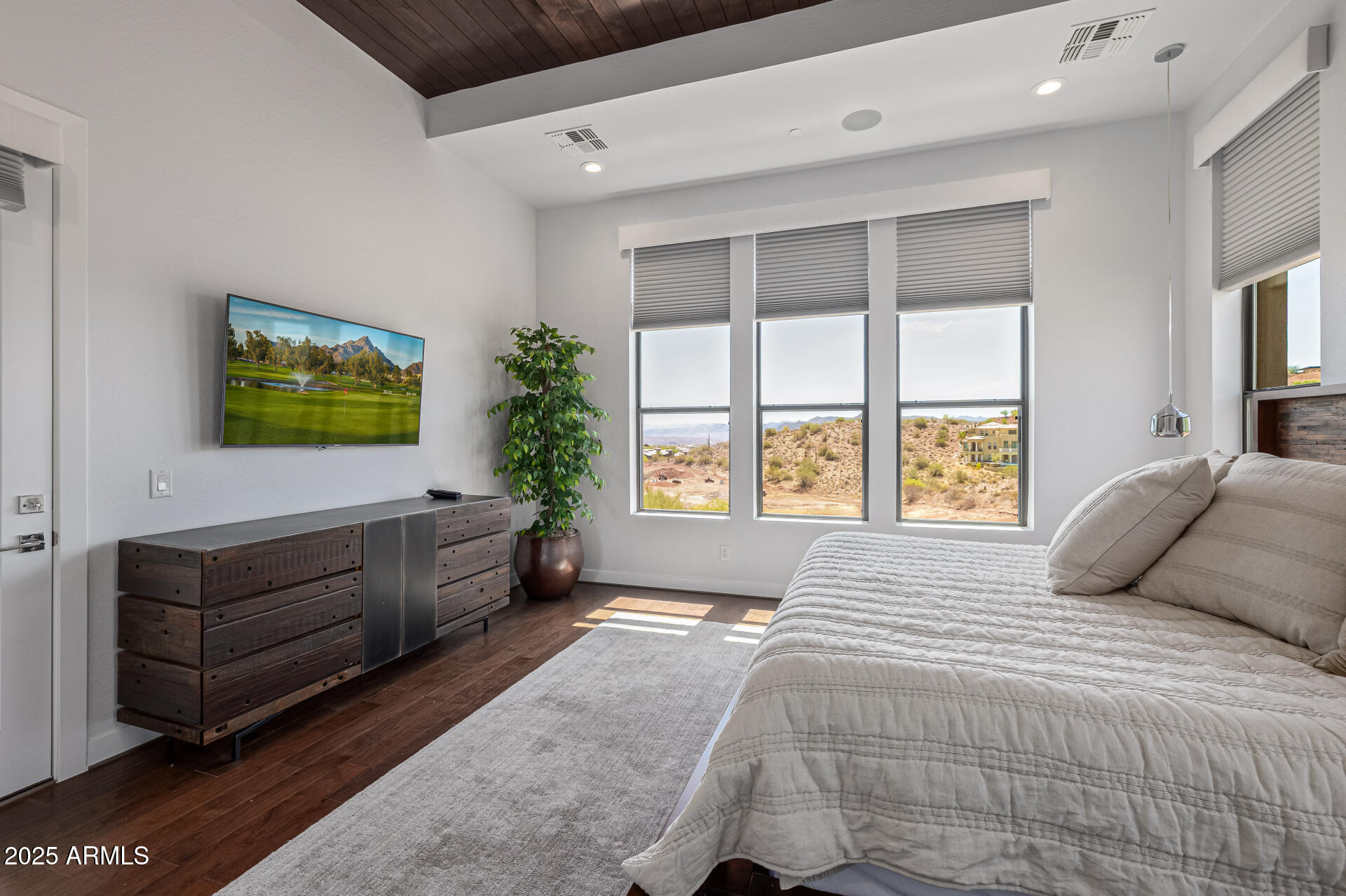 15949 E RIDGESTONE Drive