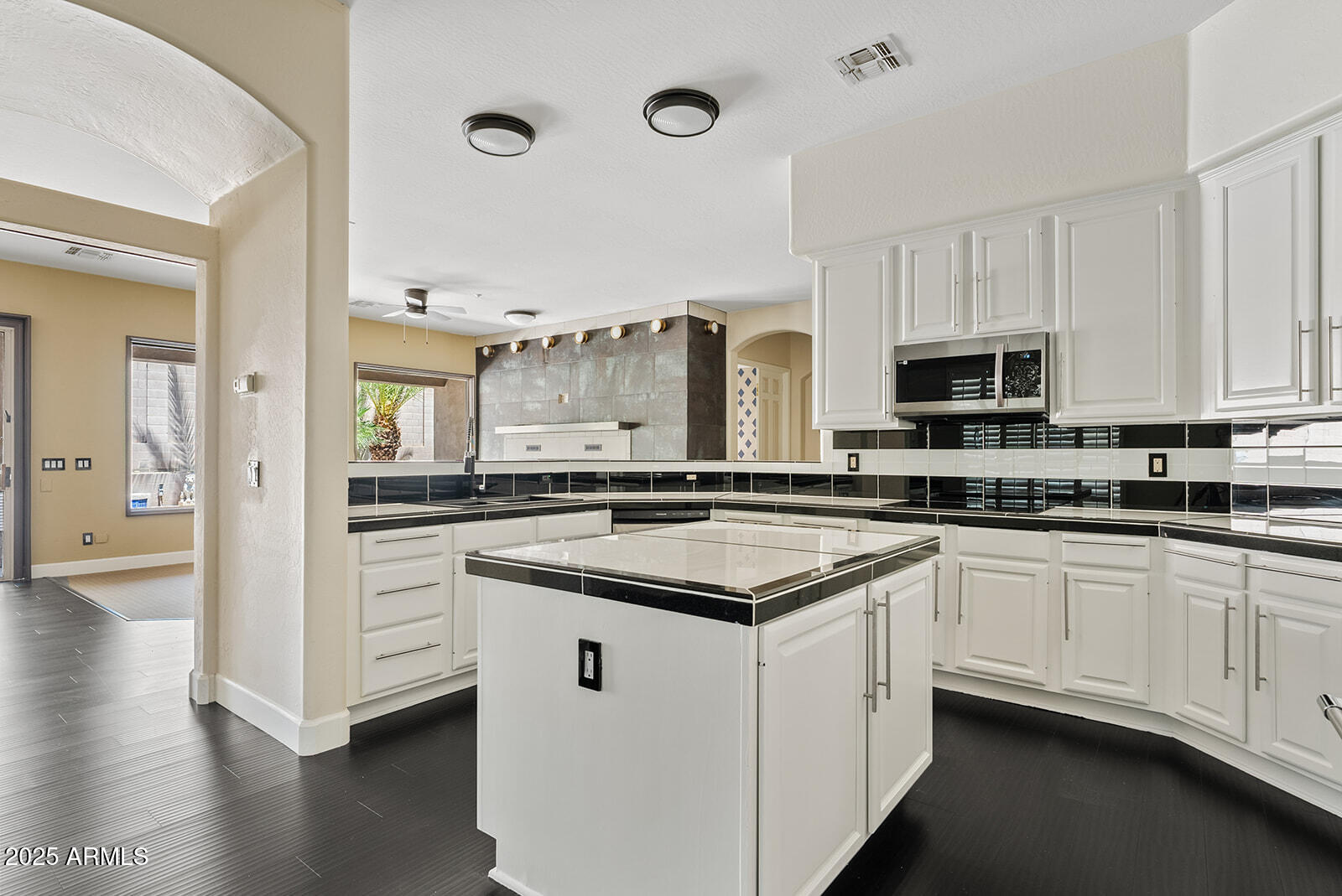 8274 E TAILSPIN Lane