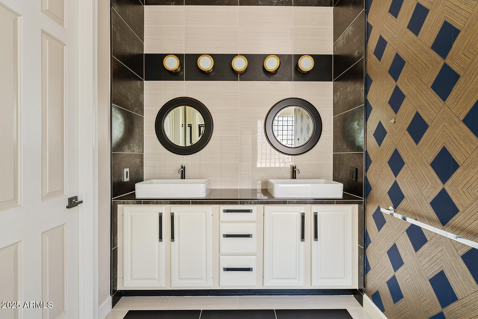 8274 E TAILSPIN Lane