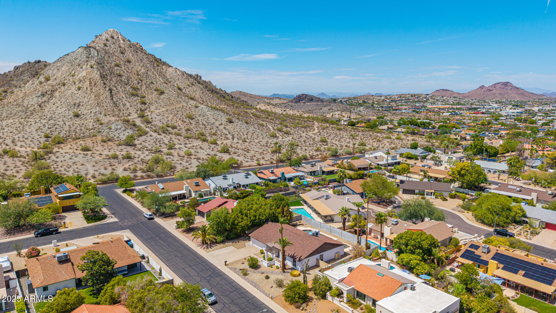 2320 E SHANGRI LA Road