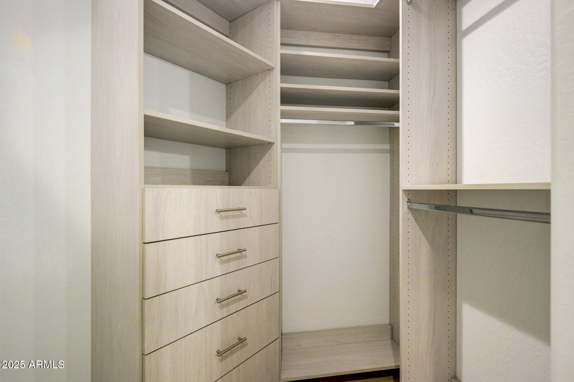 10212 E WHITE FEATHER Lane