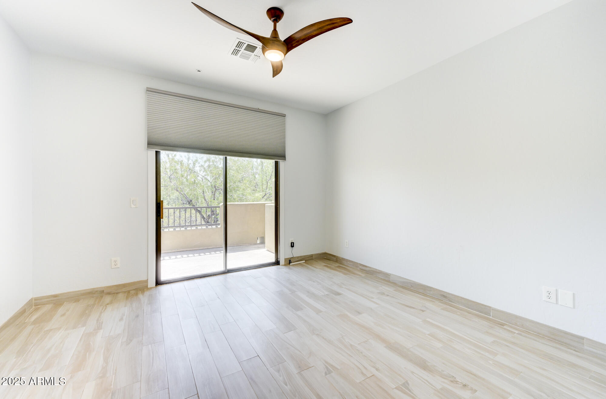 10212 E WHITE FEATHER Lane