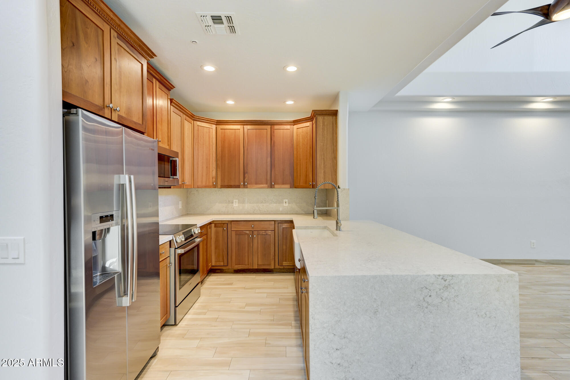 10212 E WHITE FEATHER Lane