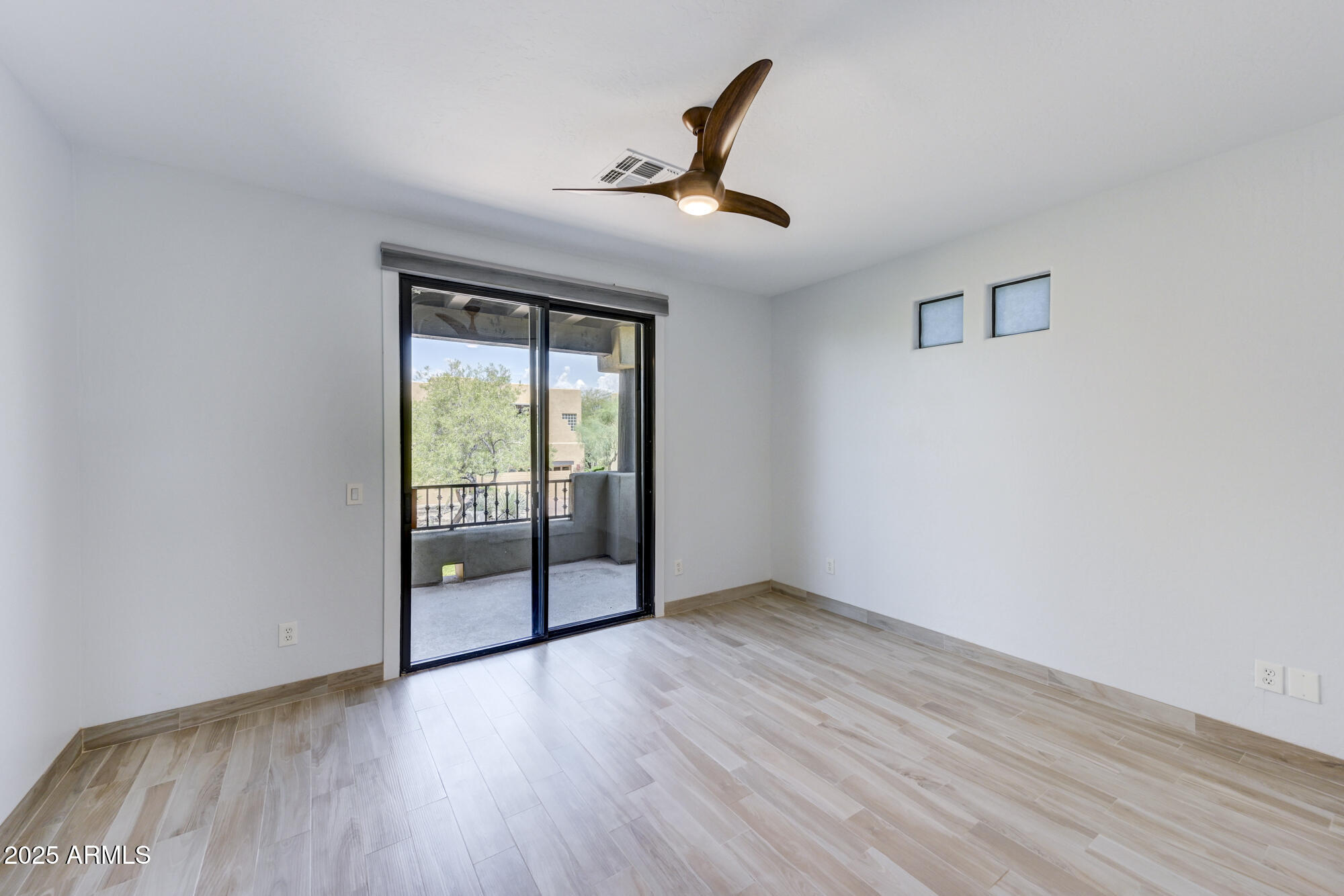 10212 E WHITE FEATHER Lane