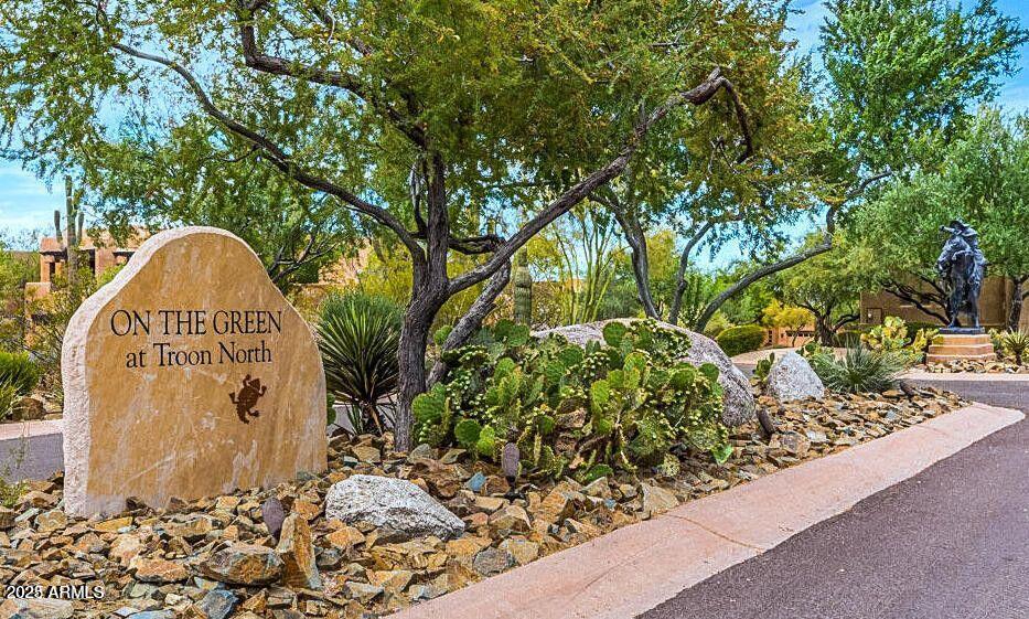 10212 E WHITE FEATHER Lane