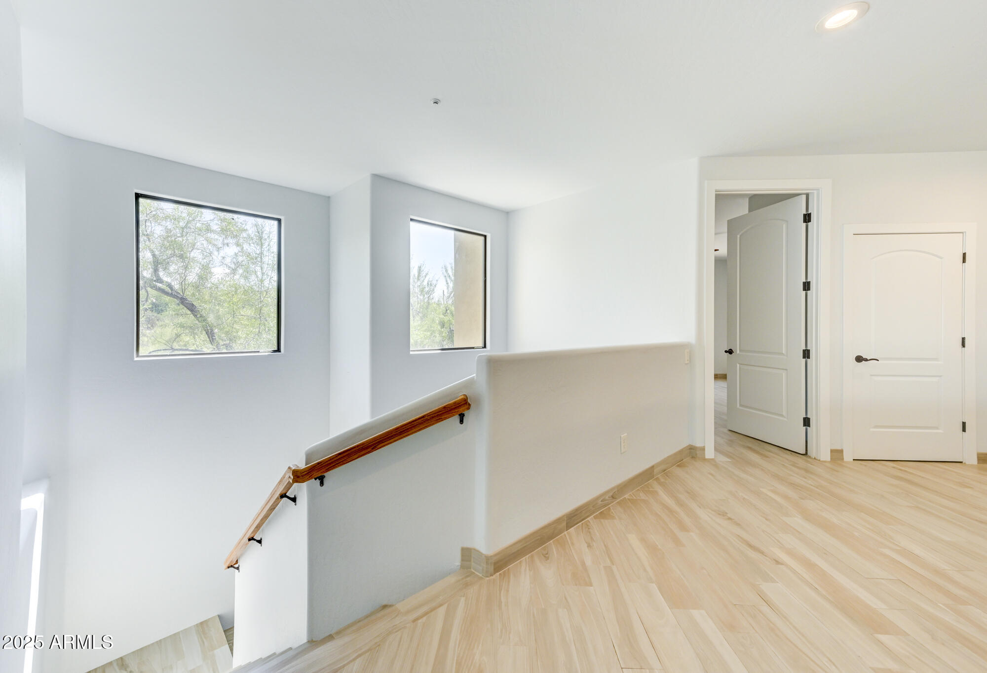 10212 E WHITE FEATHER Lane