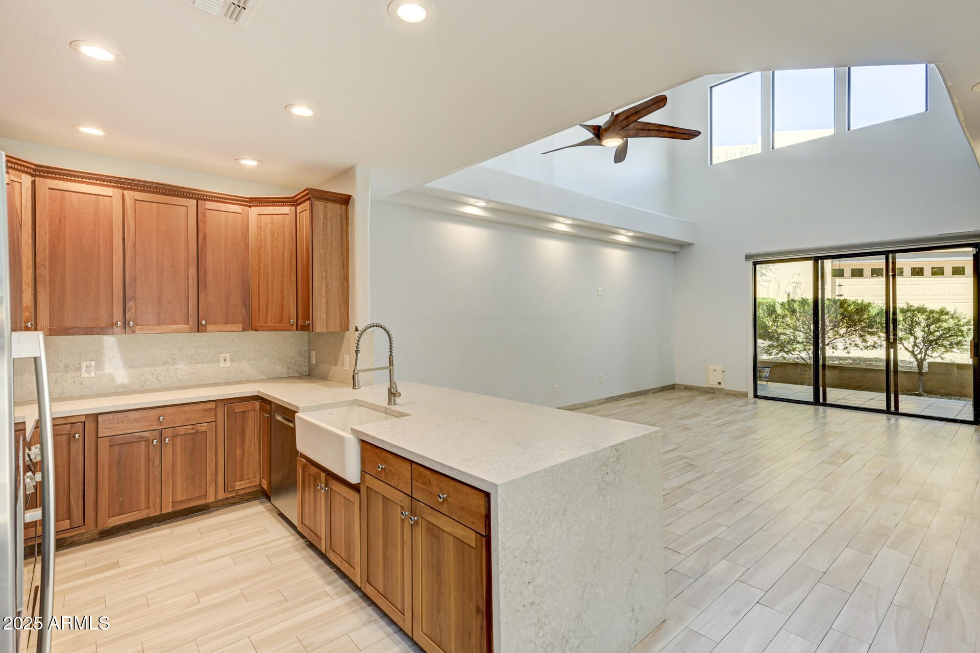 10212 E WHITE FEATHER Lane