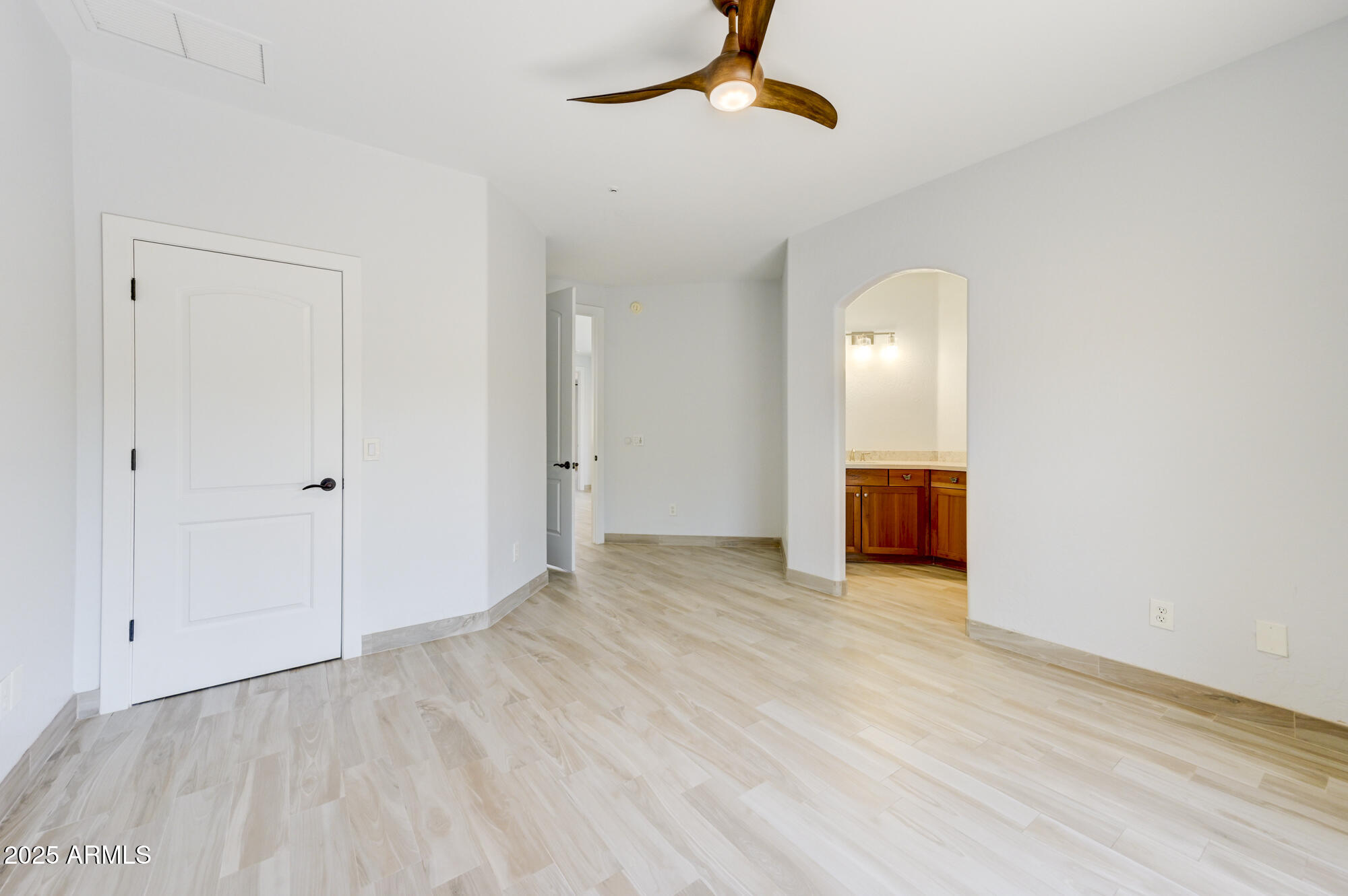 10212 E WHITE FEATHER Lane