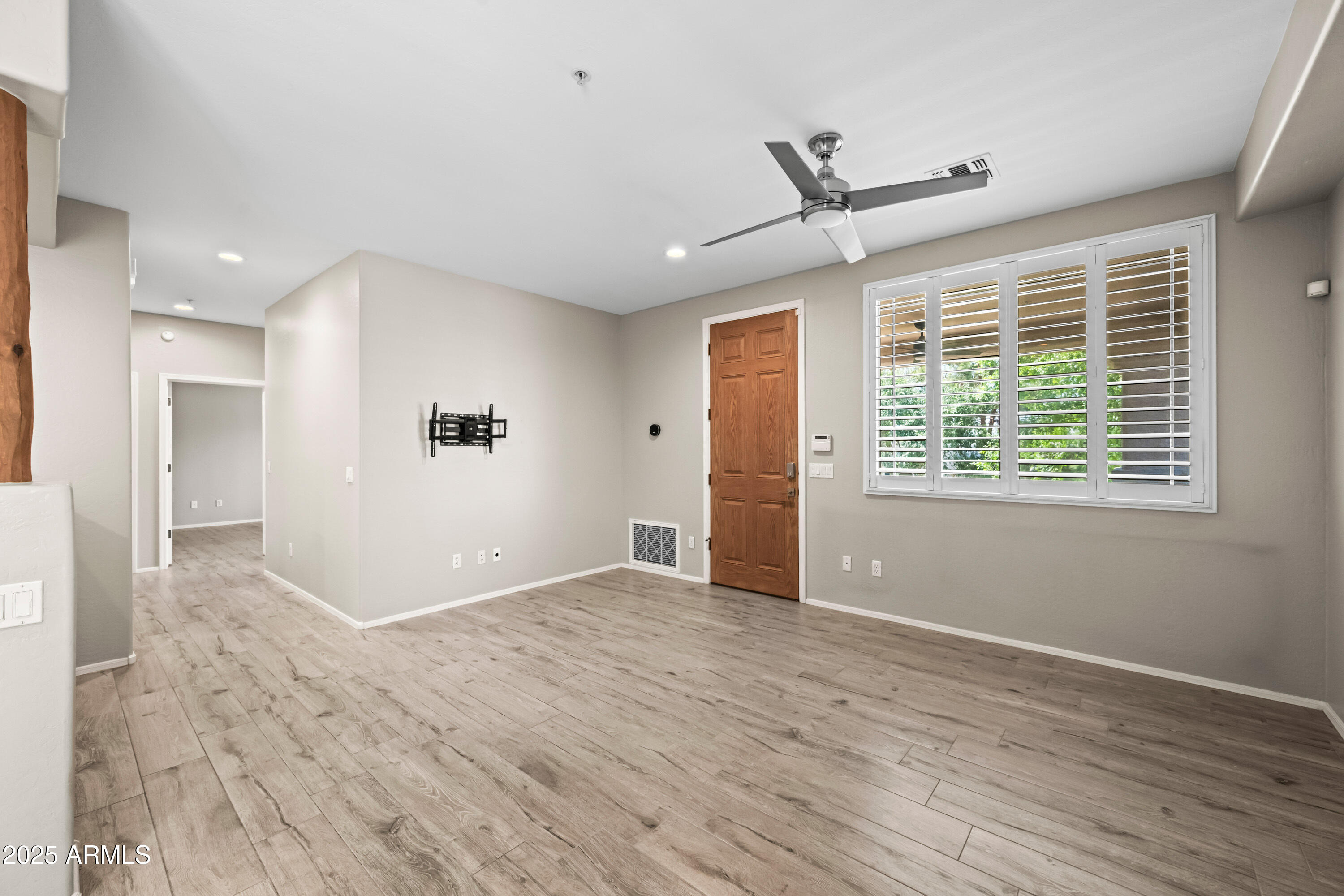 2155 N GRACE Boulevard, 213