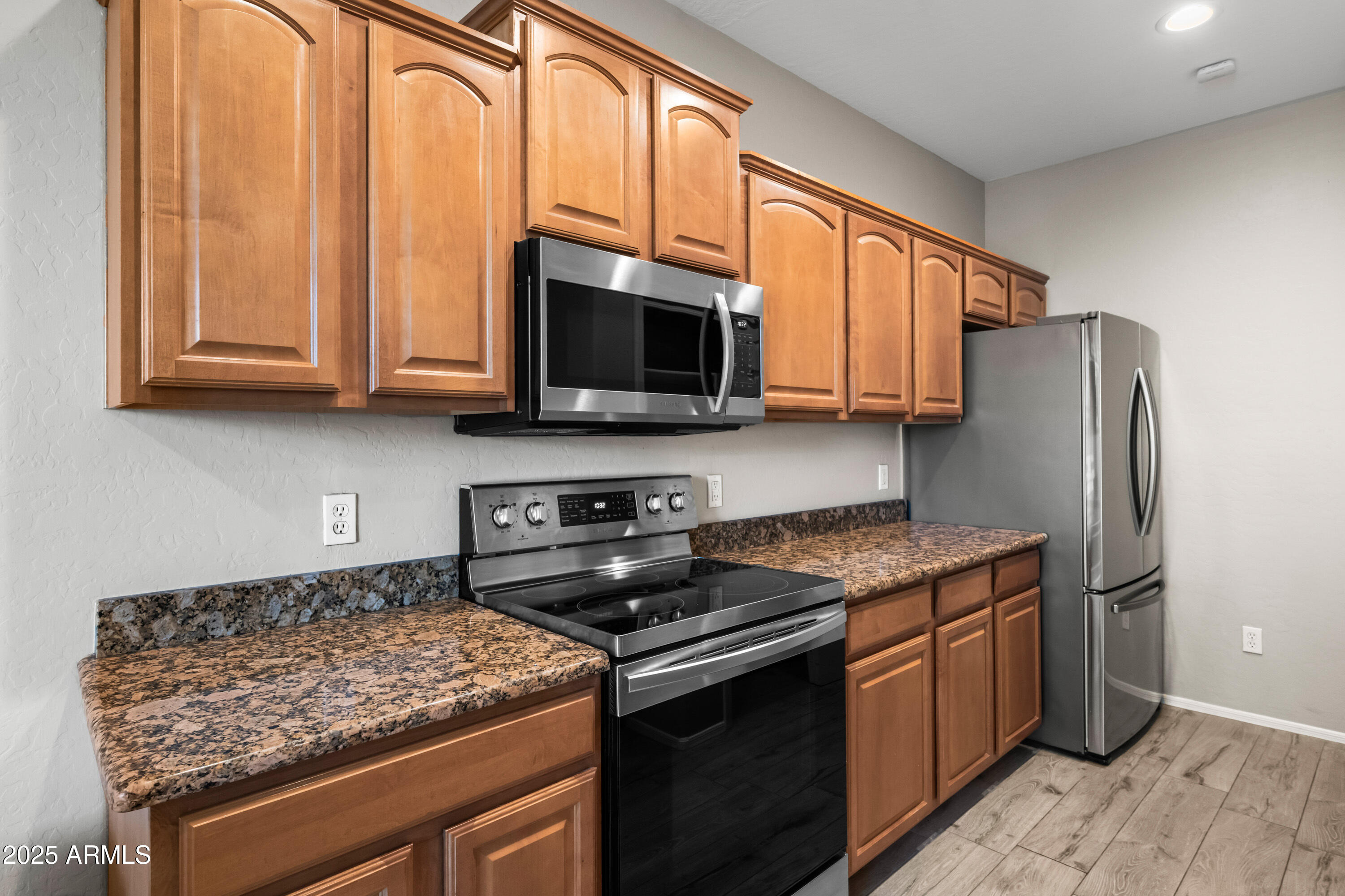 2155 N GRACE Boulevard, 213