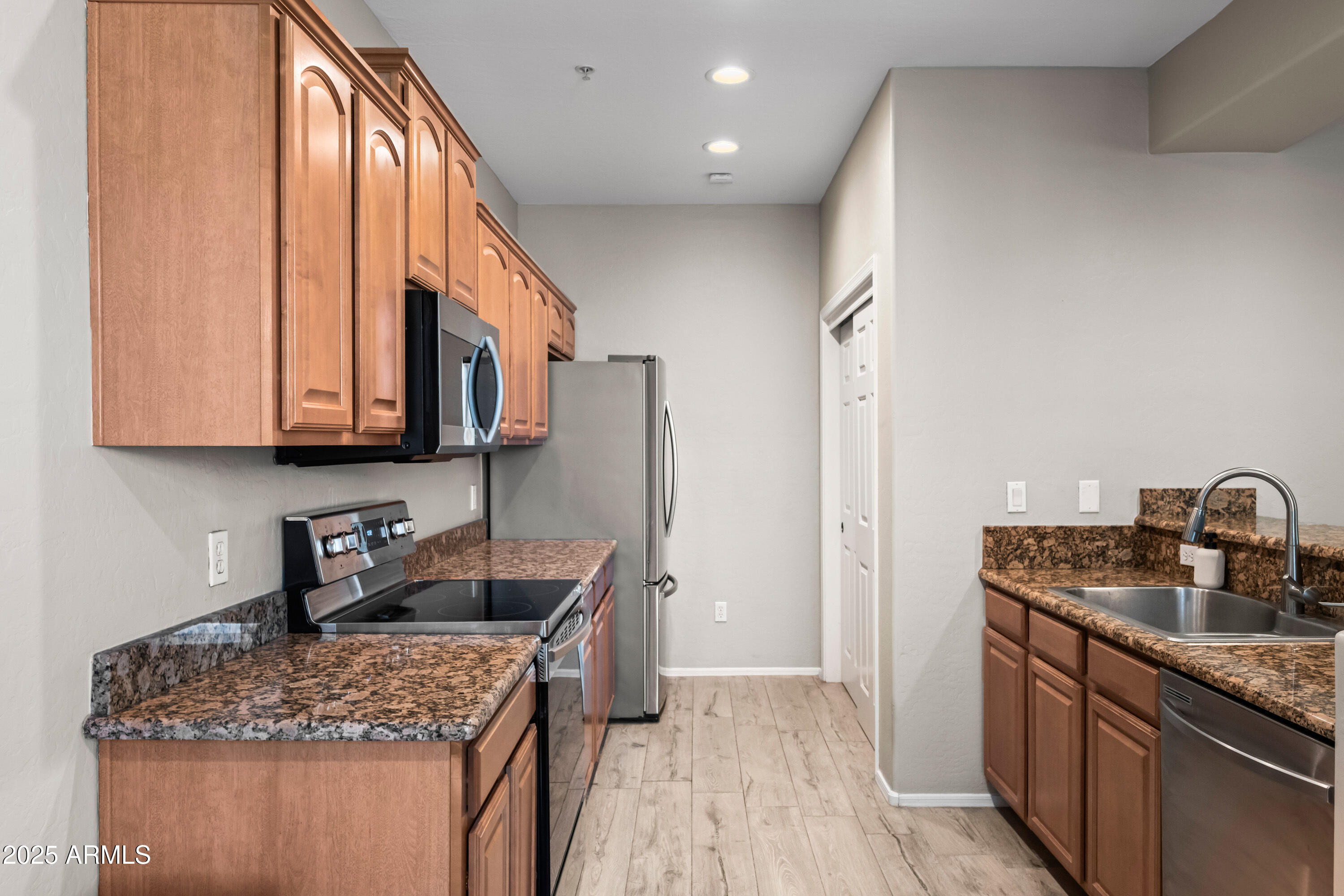 2155 N GRACE Boulevard, 213