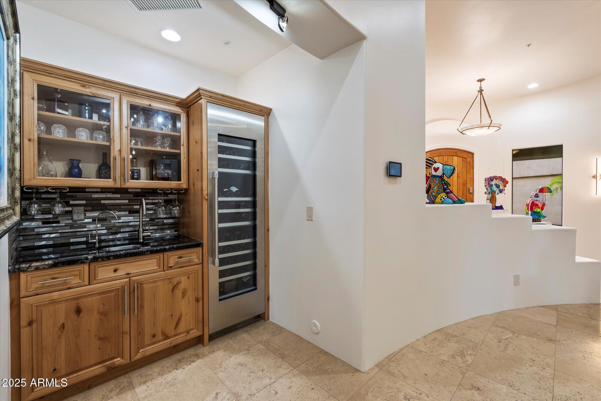 25555 N WRANGLER Road