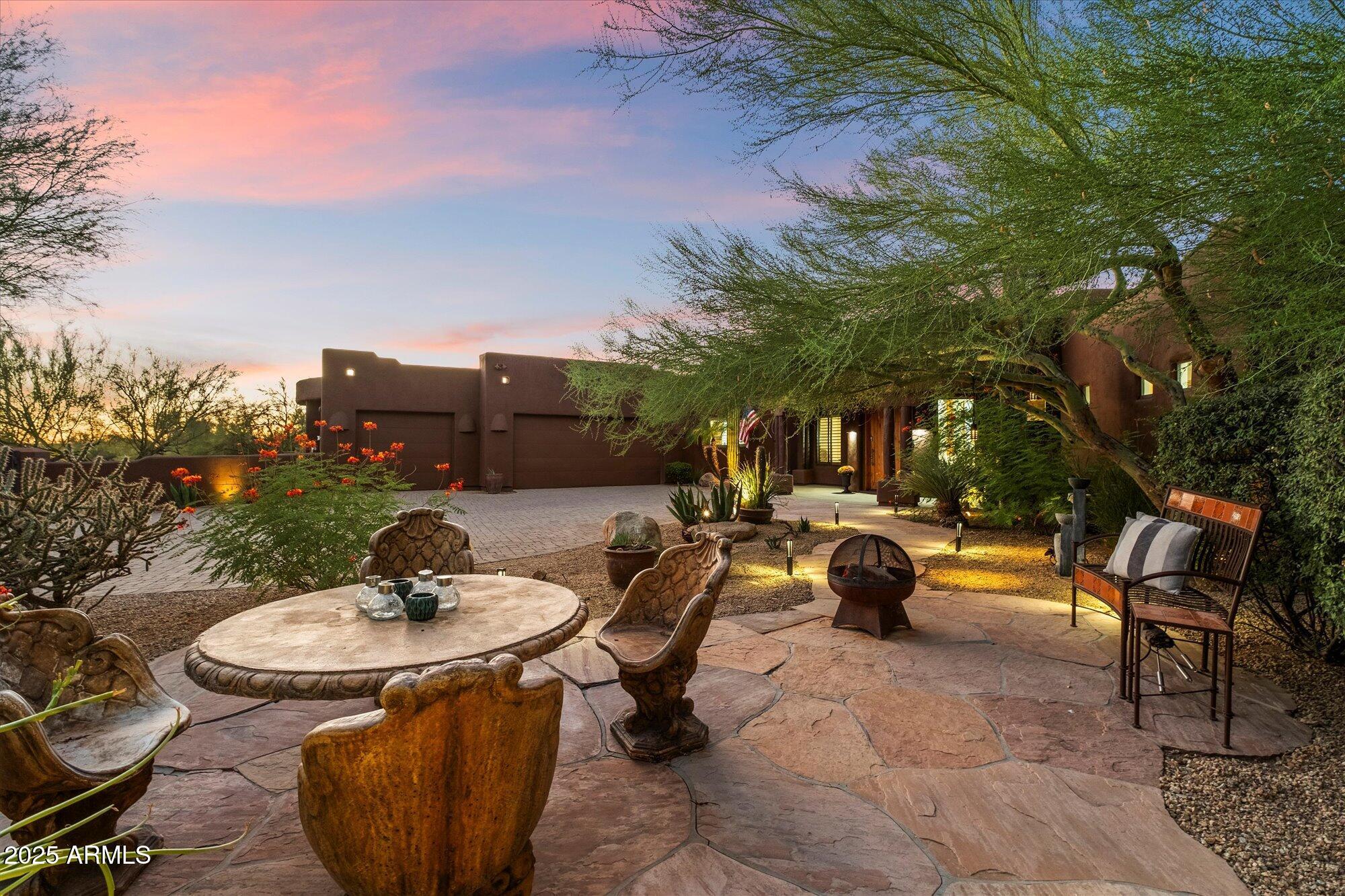 25555 N WRANGLER Road