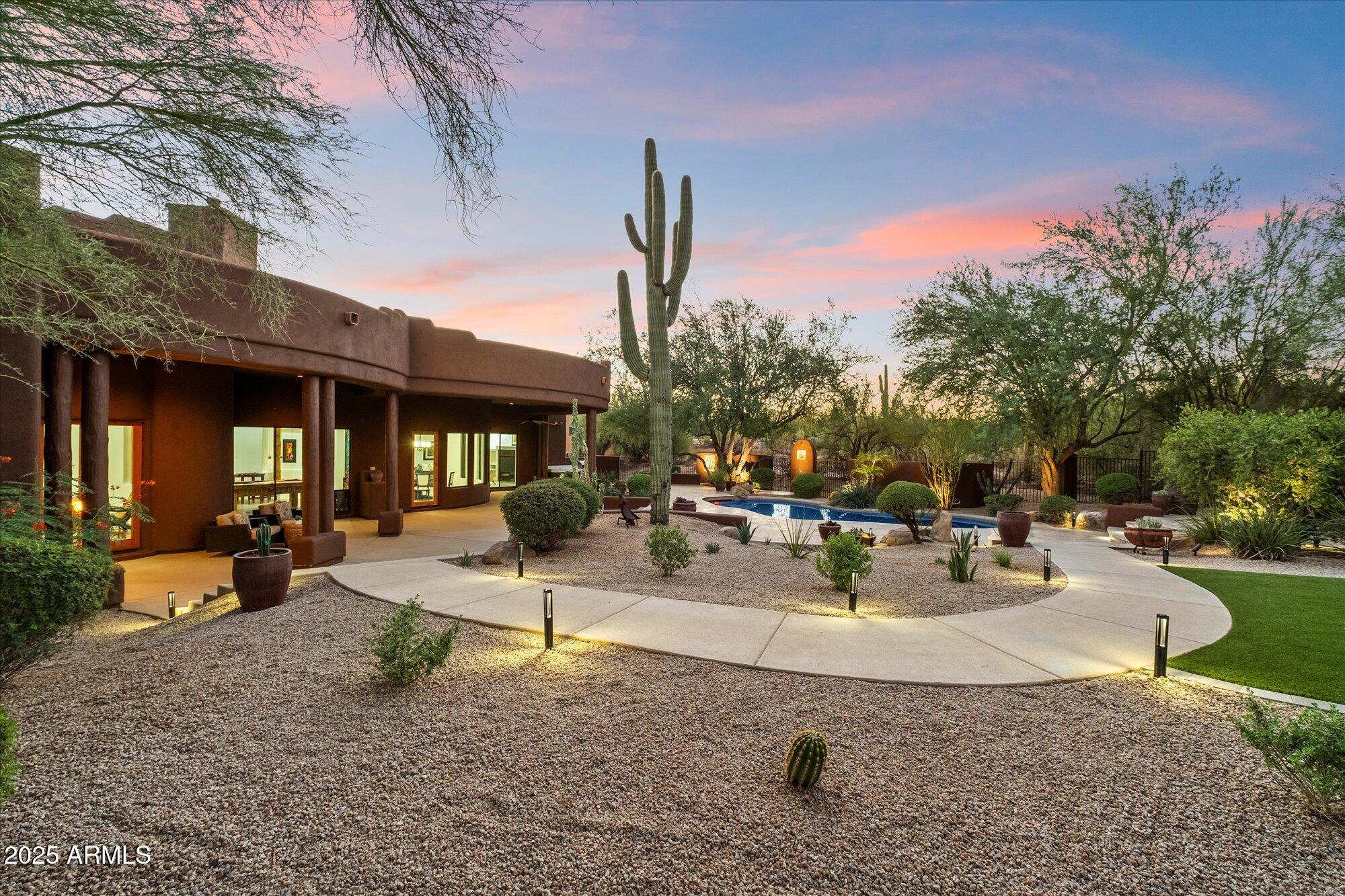 25555 N WRANGLER Road