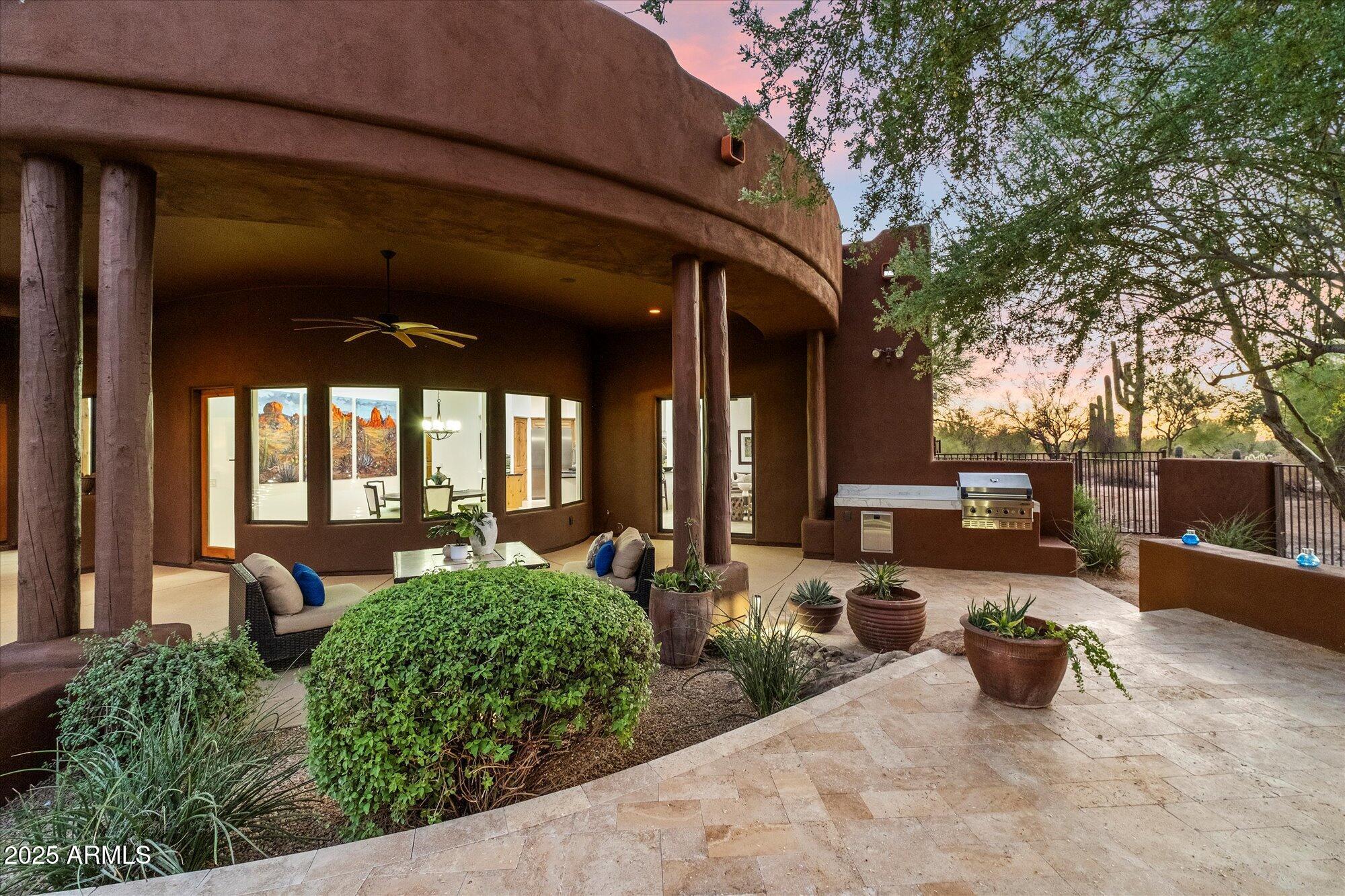 25555 N WRANGLER Road