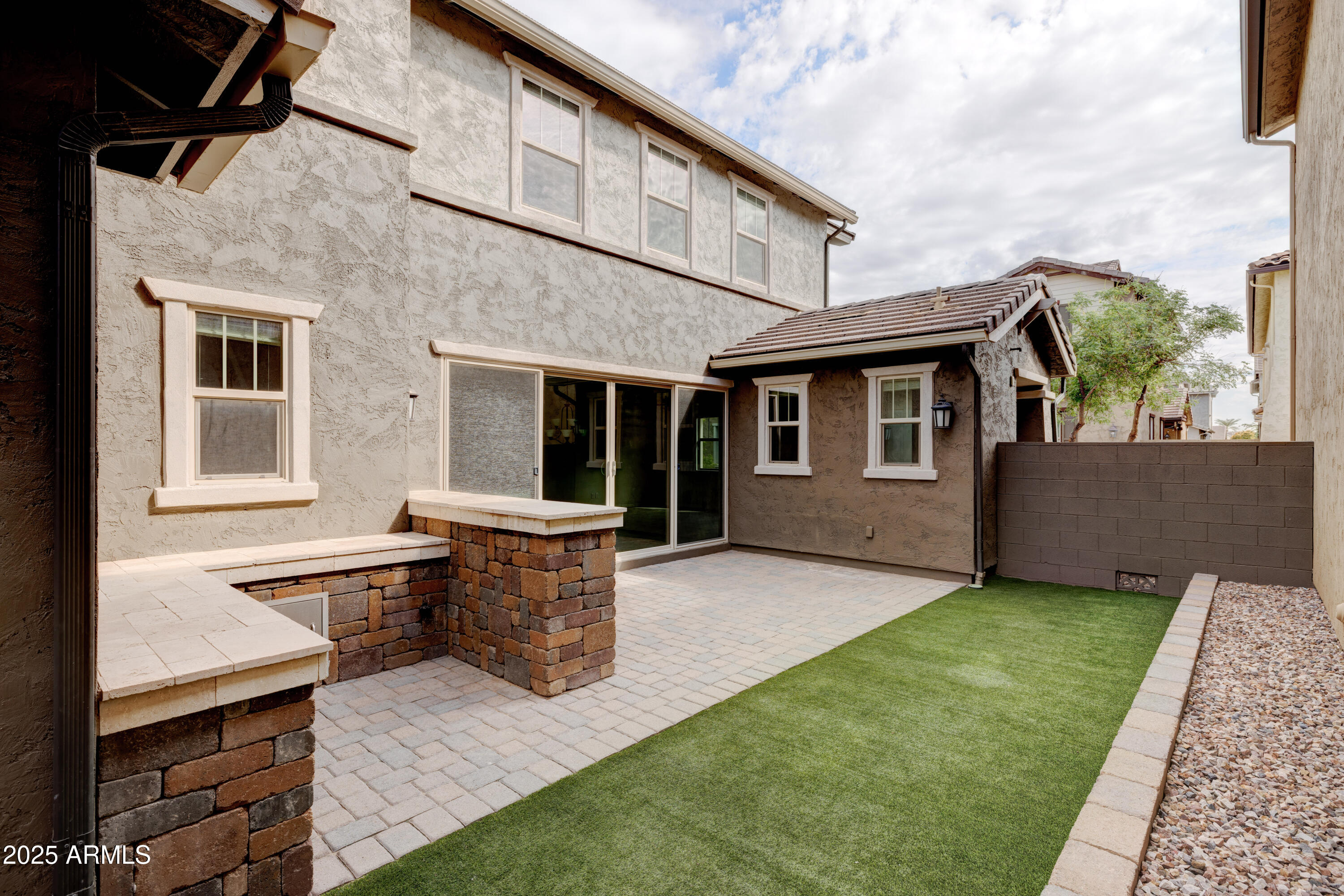 3684 E TURLEY Street