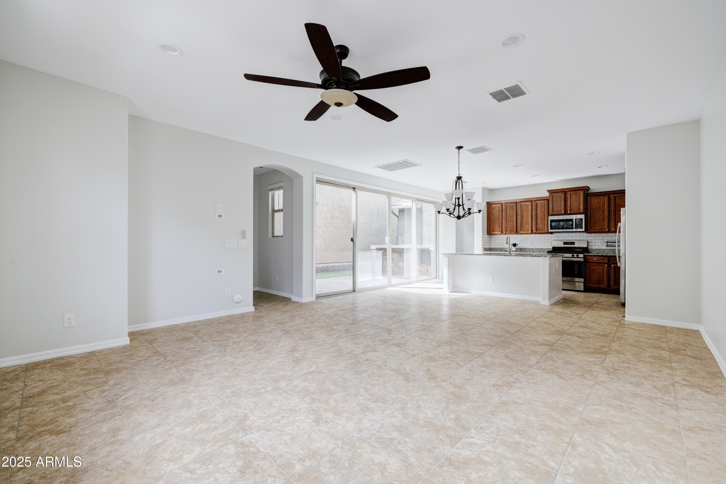 3684 E TURLEY Street