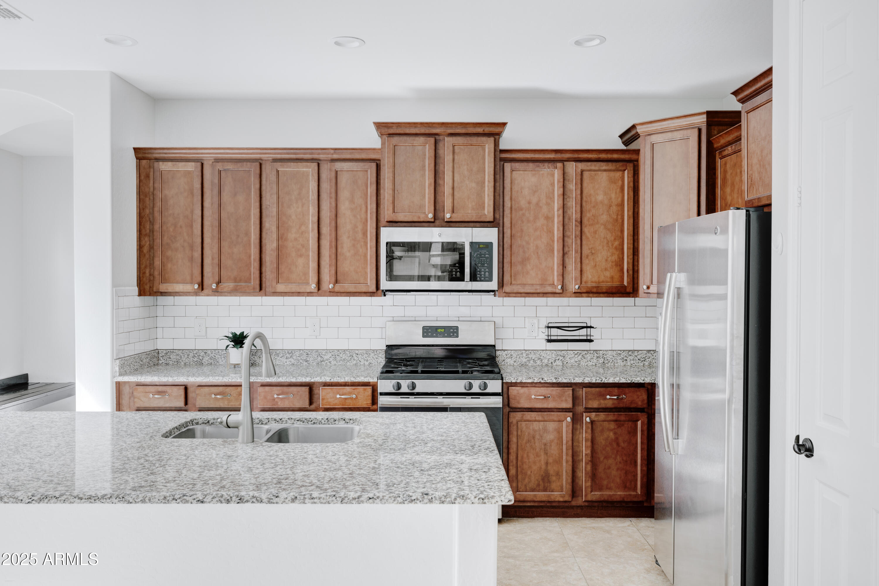 3684 E TURLEY Street