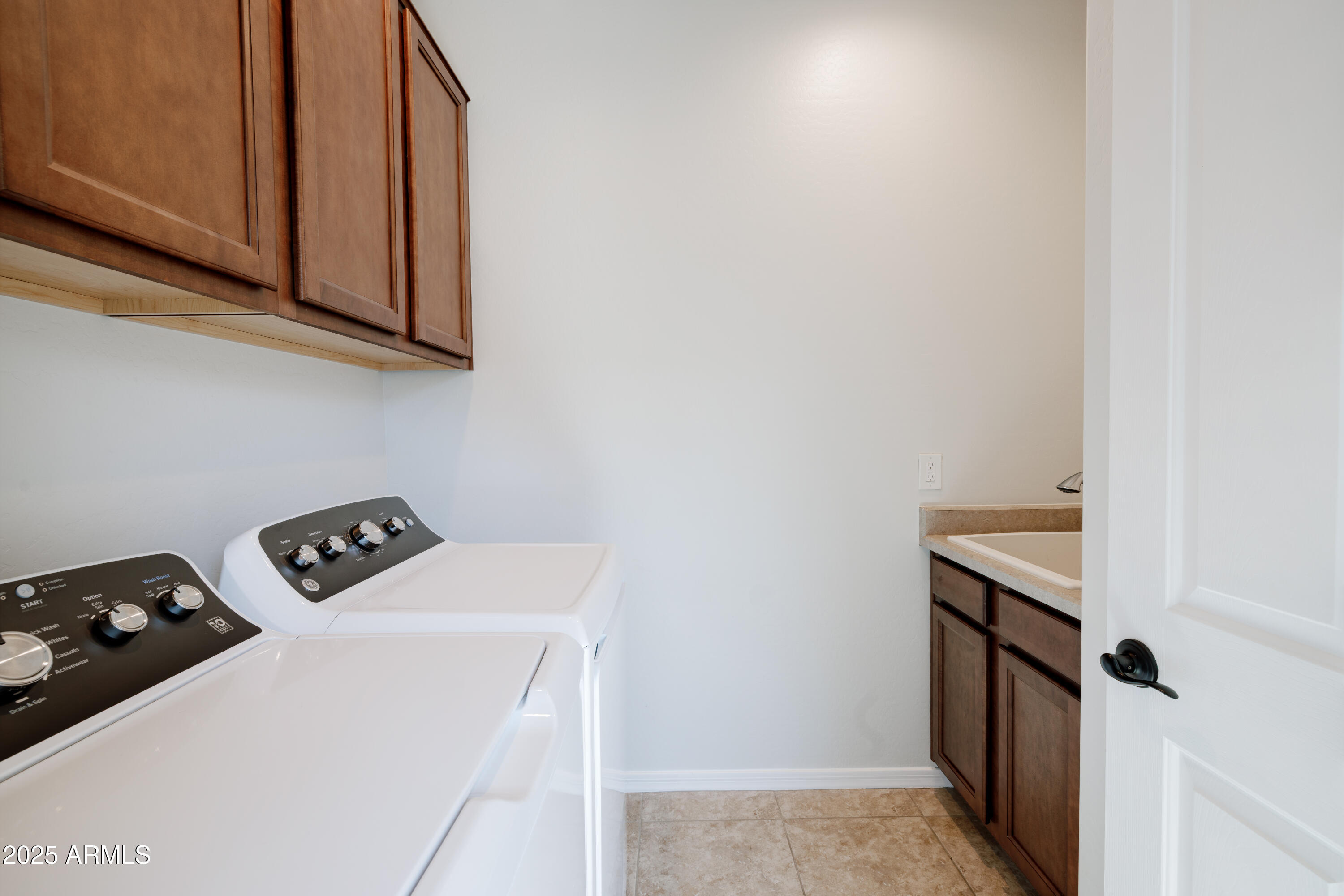 3684 E TURLEY Street