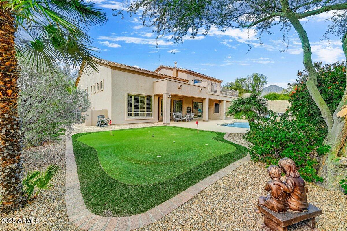 10943 E WINCHCOMB Drive