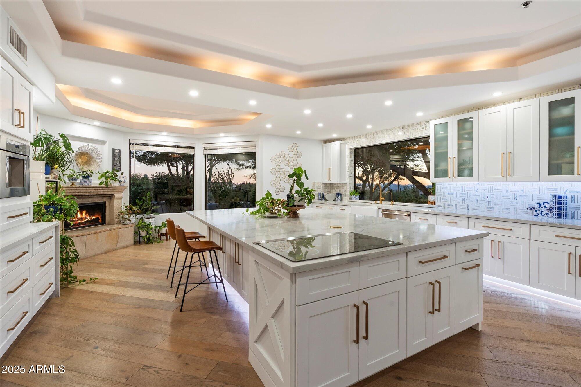 9643 E CASITAS DEL RIO Drive