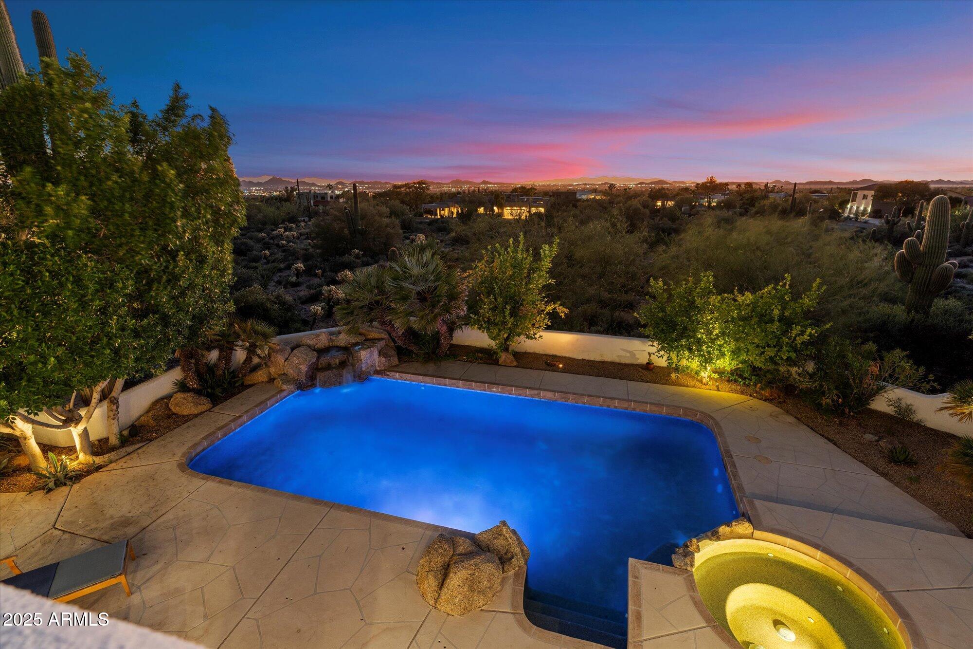 9643 E CASITAS DEL RIO Drive