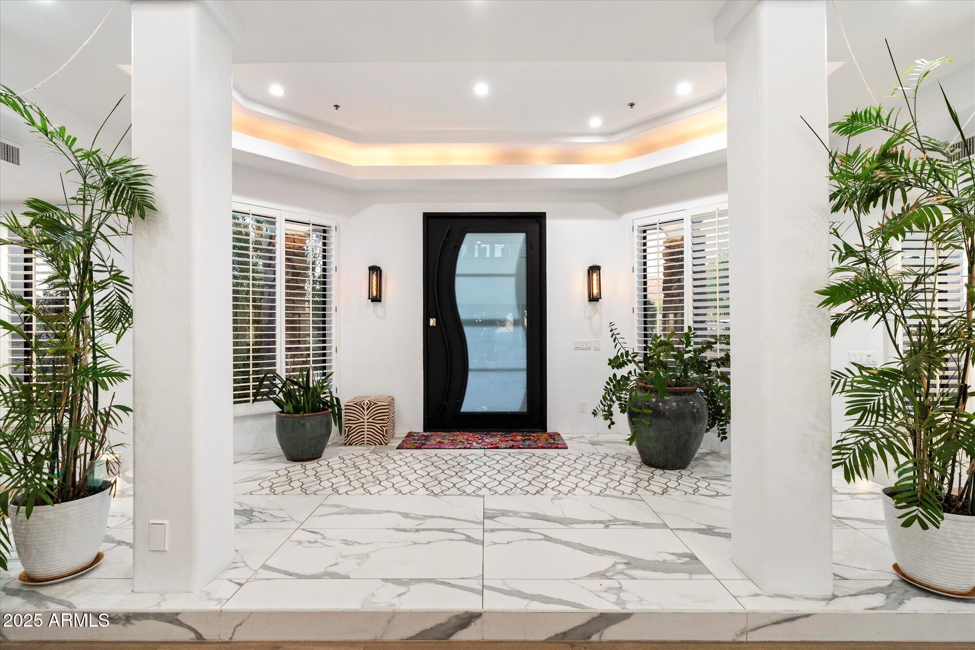 9643 E CASITAS DEL RIO Drive